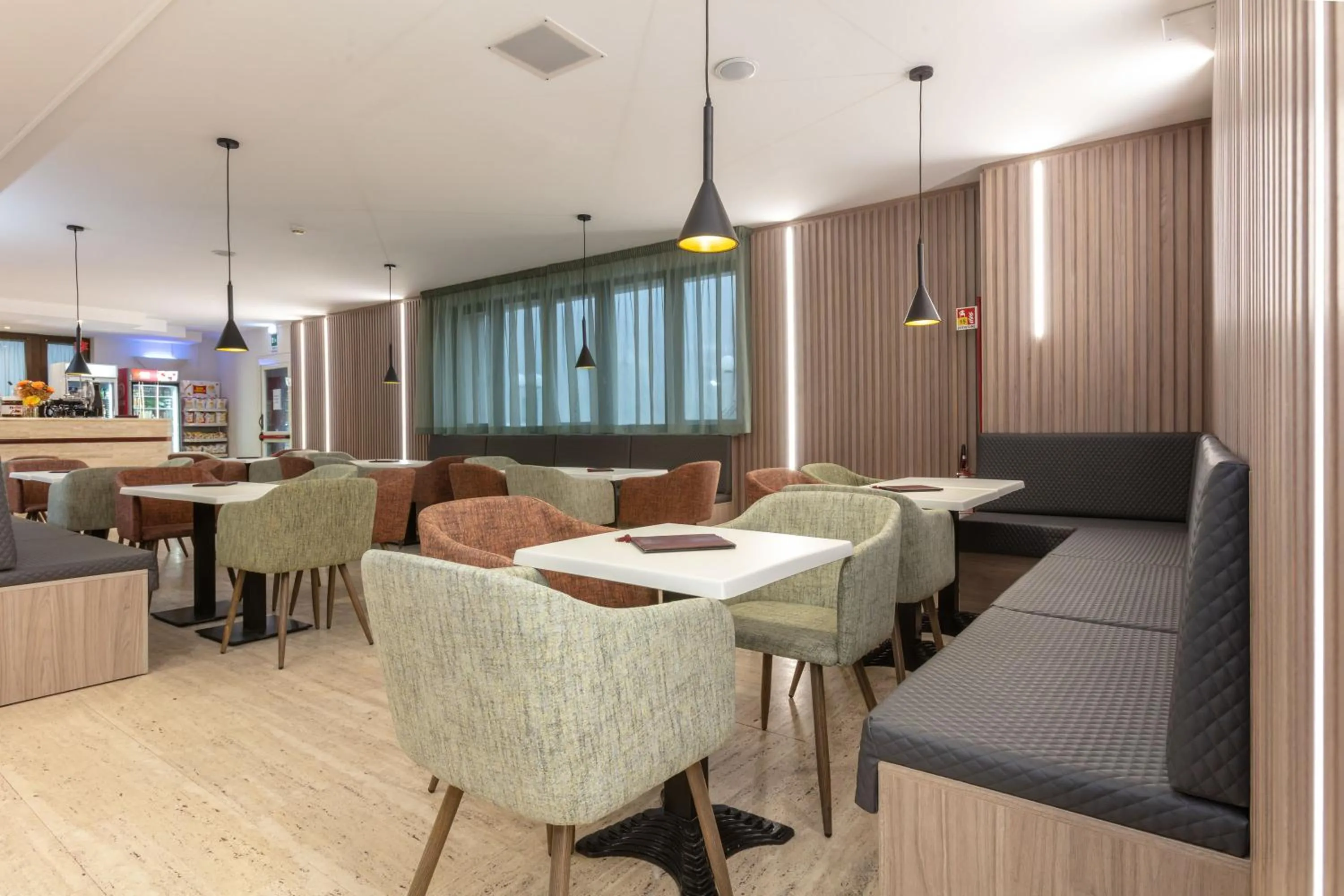 Lounge or bar in Hotel Miletto