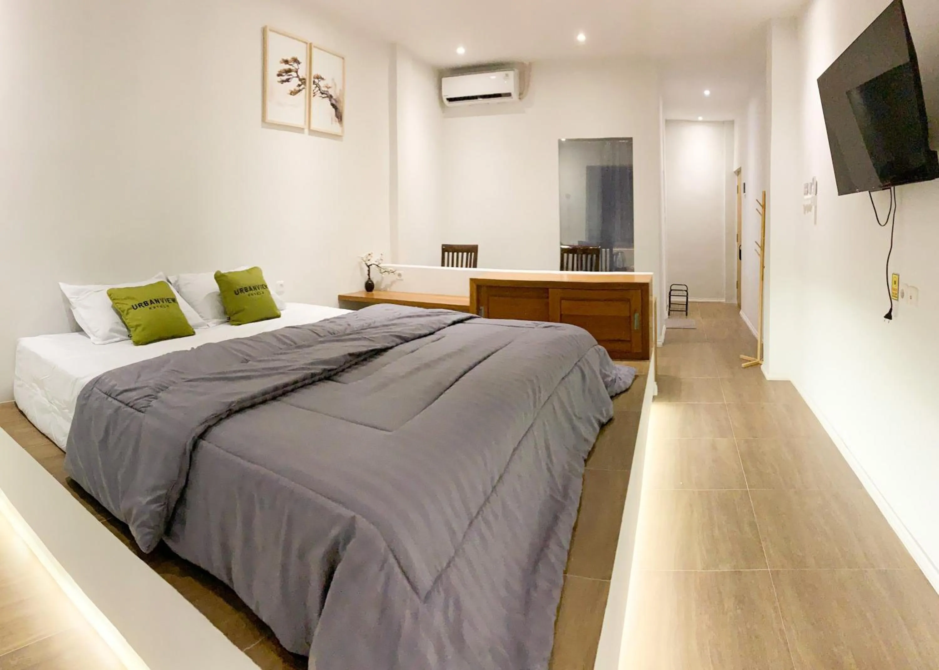 Bed in Urbanview House of IKIGAI