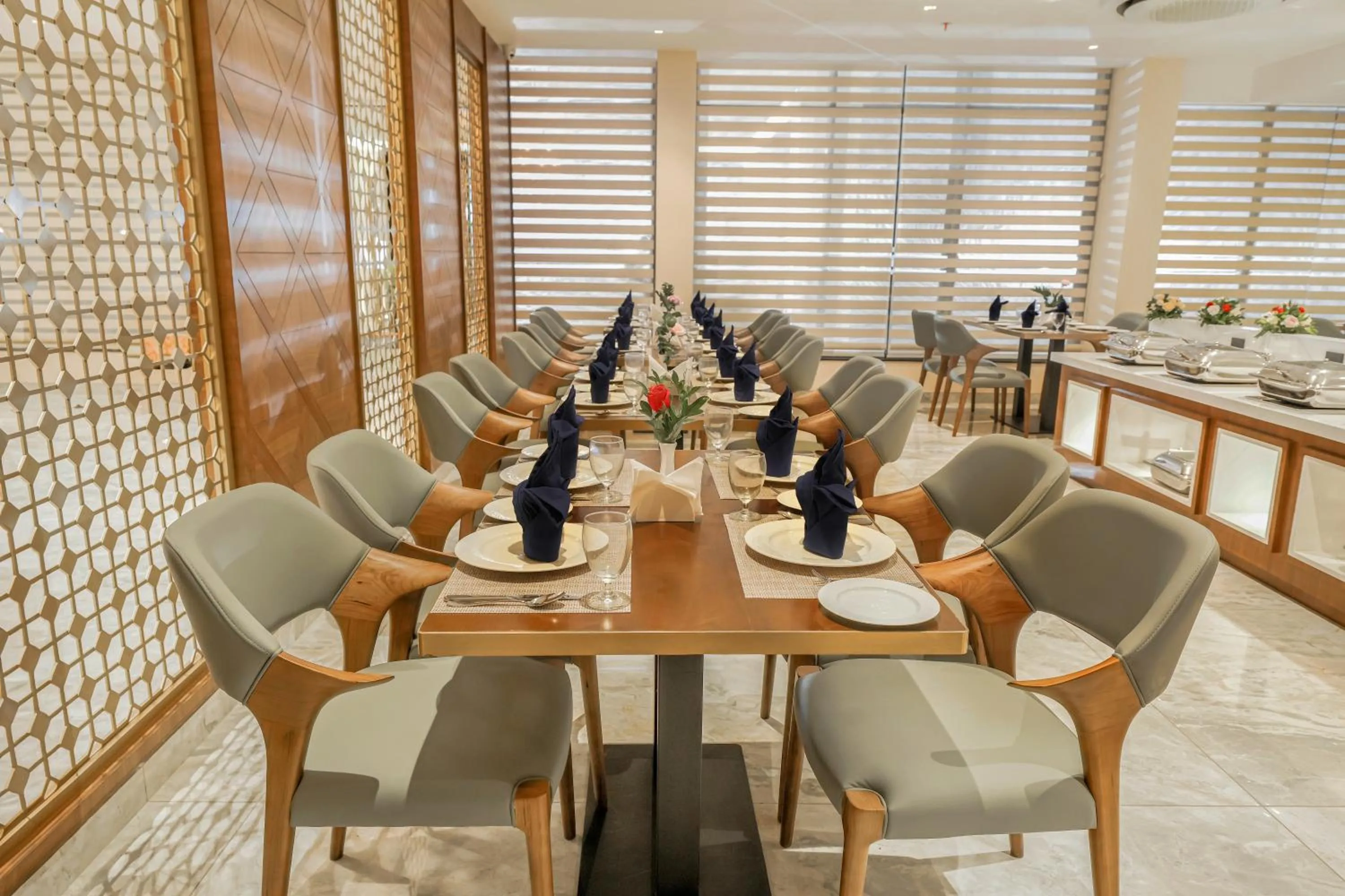 Restaurant/places to eat in VSC Porto Marina