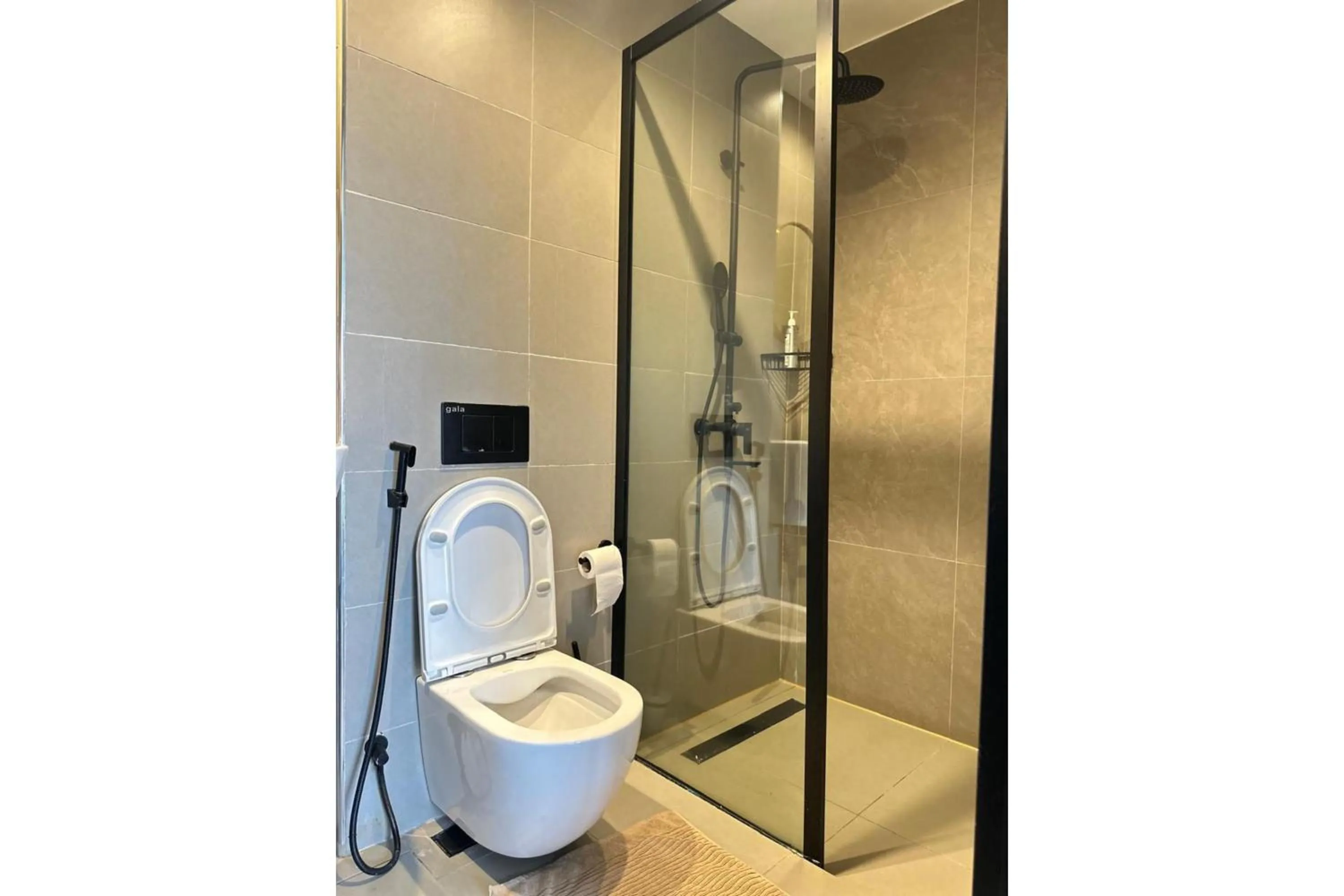 Shower in Escada Serviced Apartments