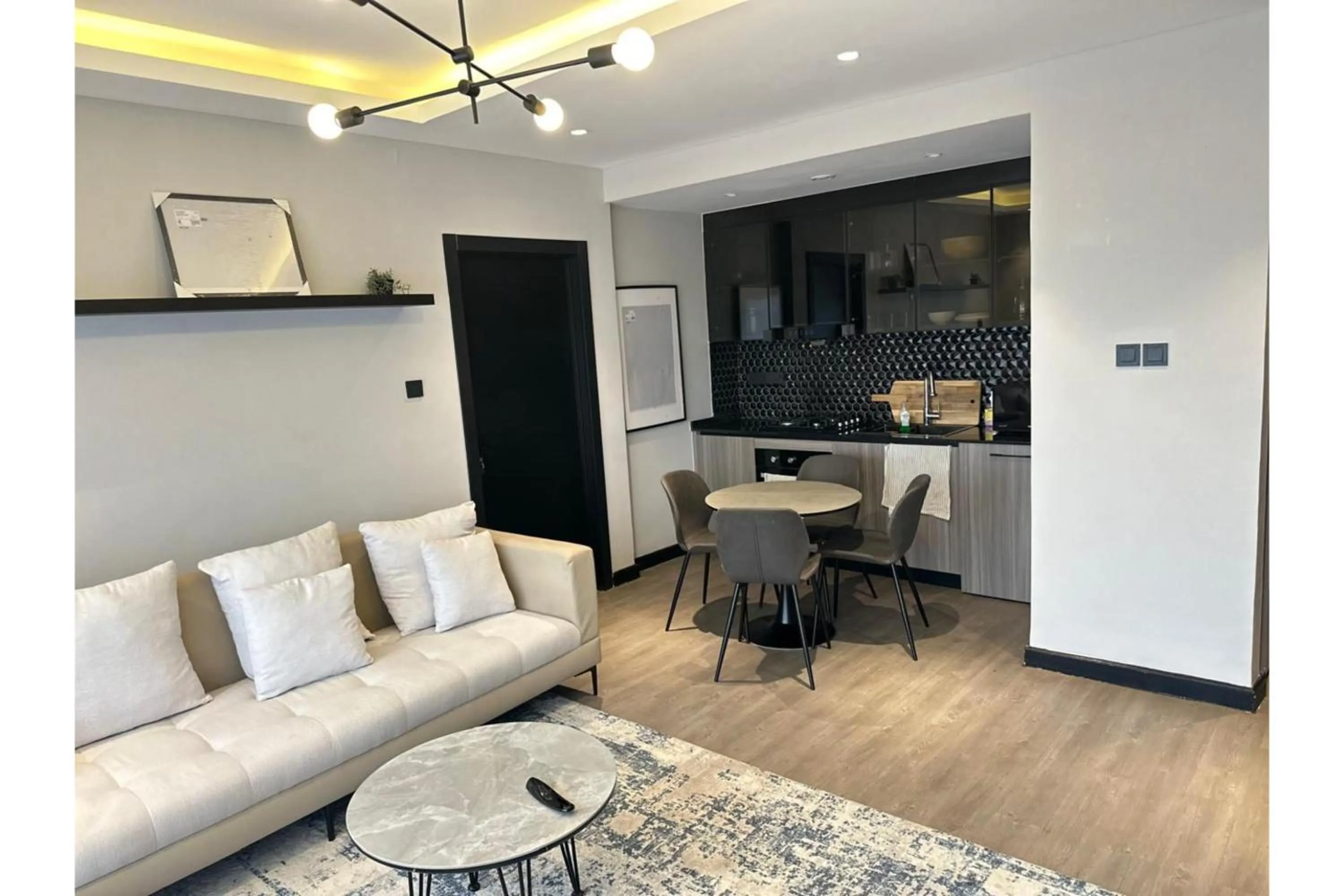 Kitchen or kitchenette in Escada Serviced Apartments