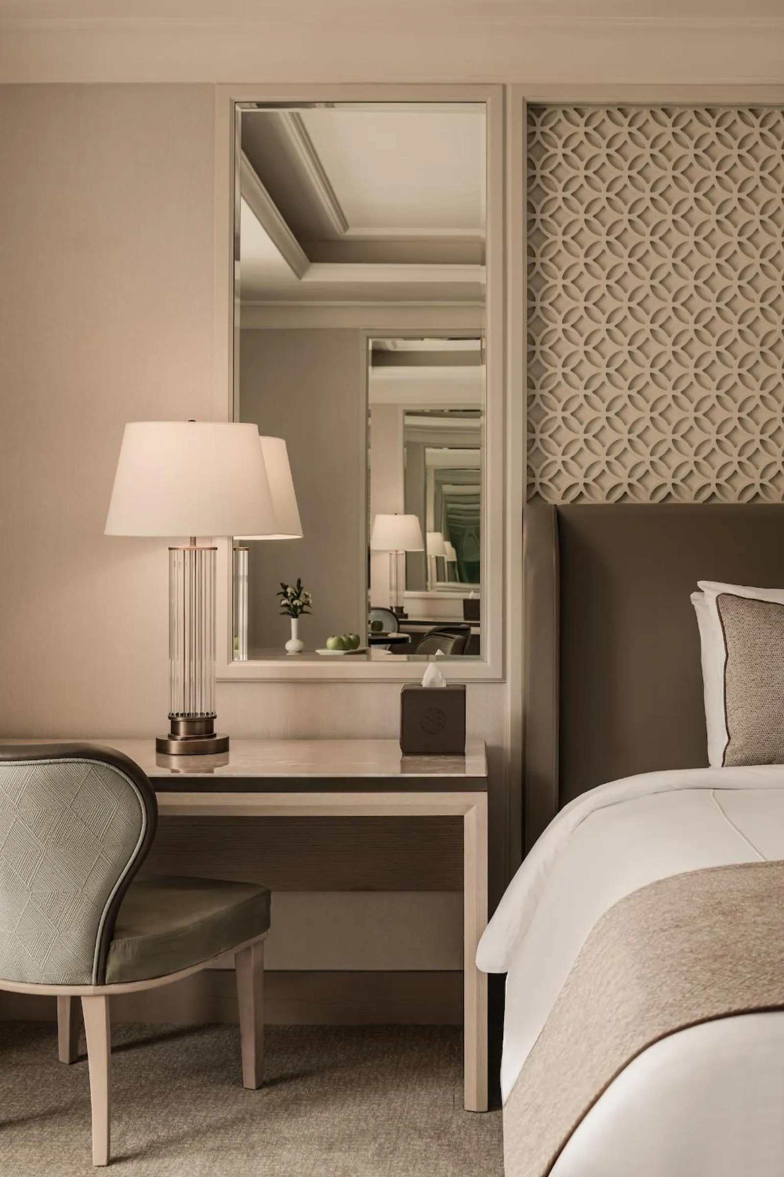 Bedroom, Bed in Giza Palace Hotel & Spa - The Leading Hotels Of The World