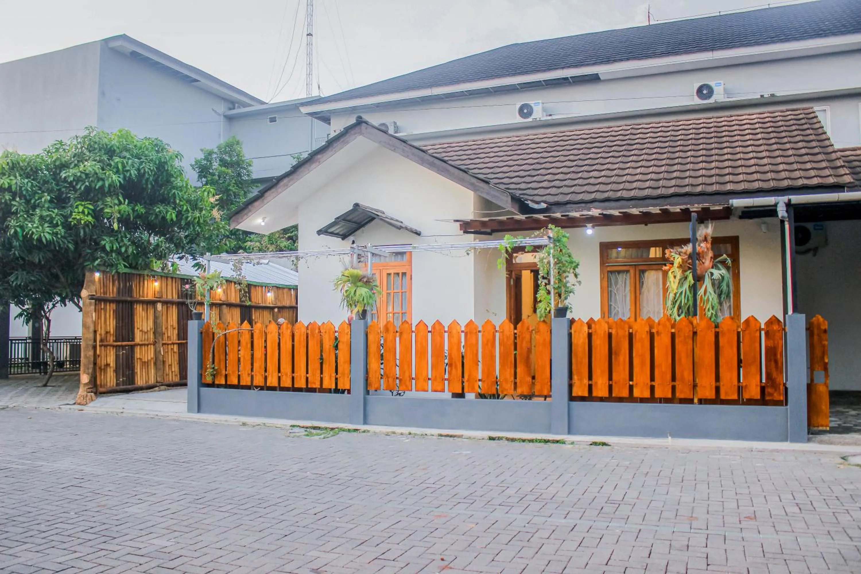 Villa D'Maguwo Suites