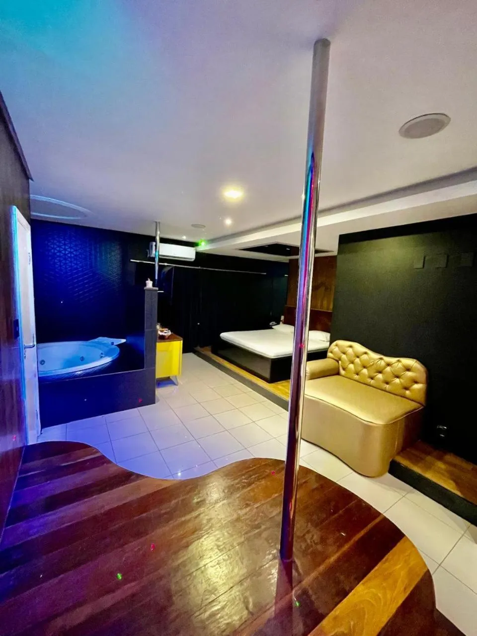 Bedroom in Bora Bora Motel