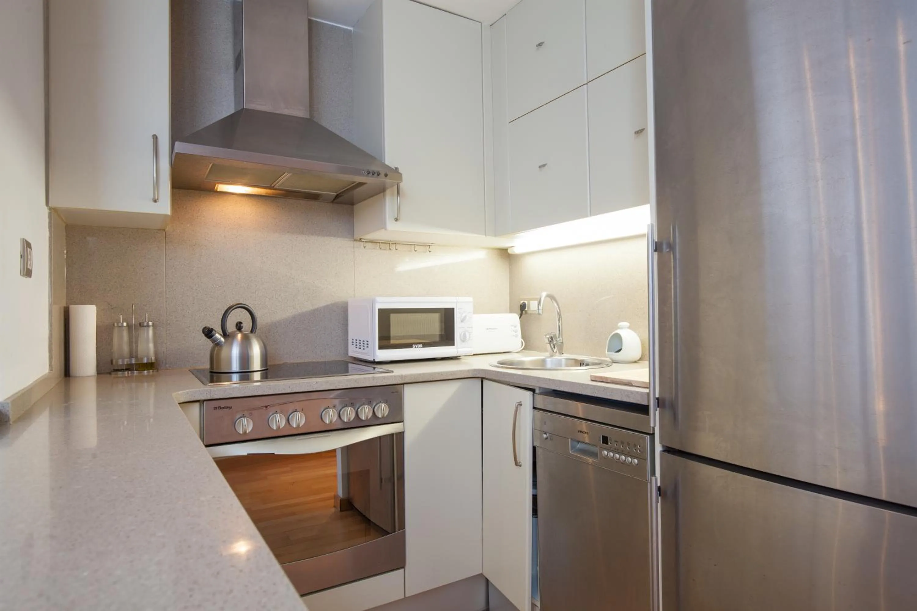 Kitchen or kitchenette in Flateli Llúria