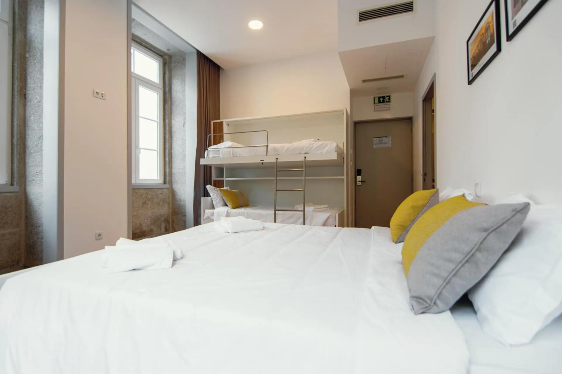 Photo of the whole room, Bed in HI Braga - Pousada de Juventude