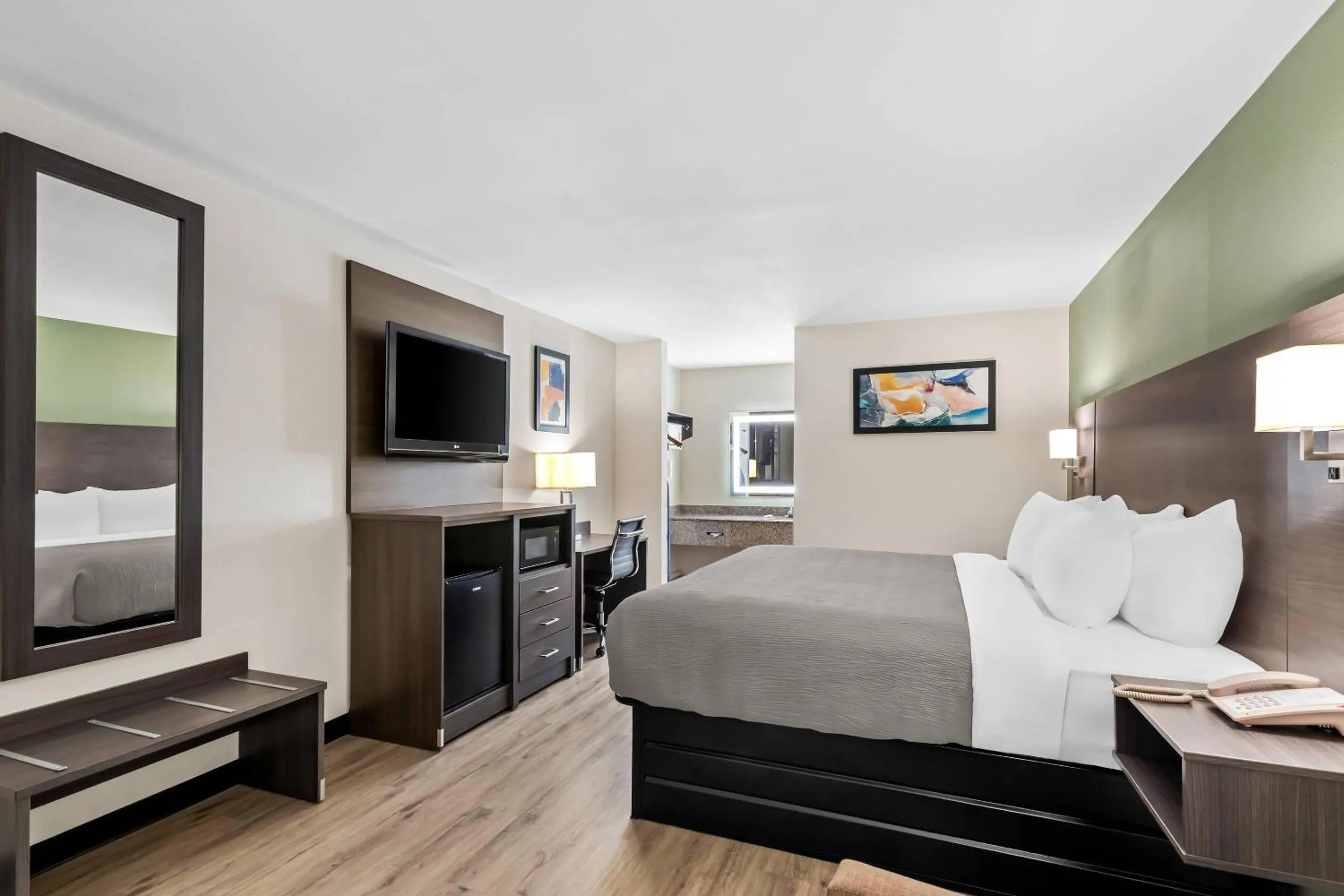 Bedroom, Bed in Quality Inn Harvey - New Orleans