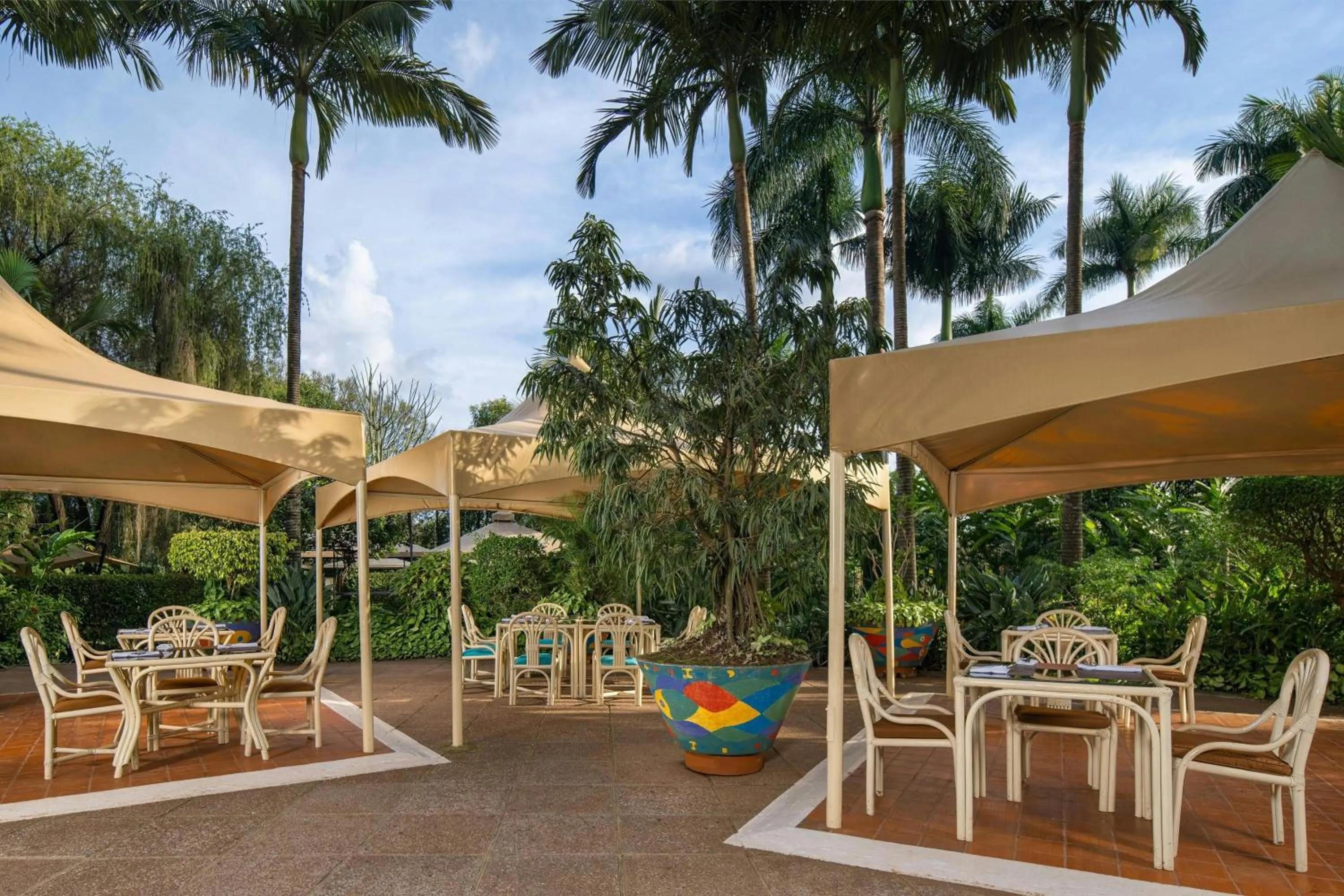 Restaurant/places to eat in Sheraton Kampala Hotel