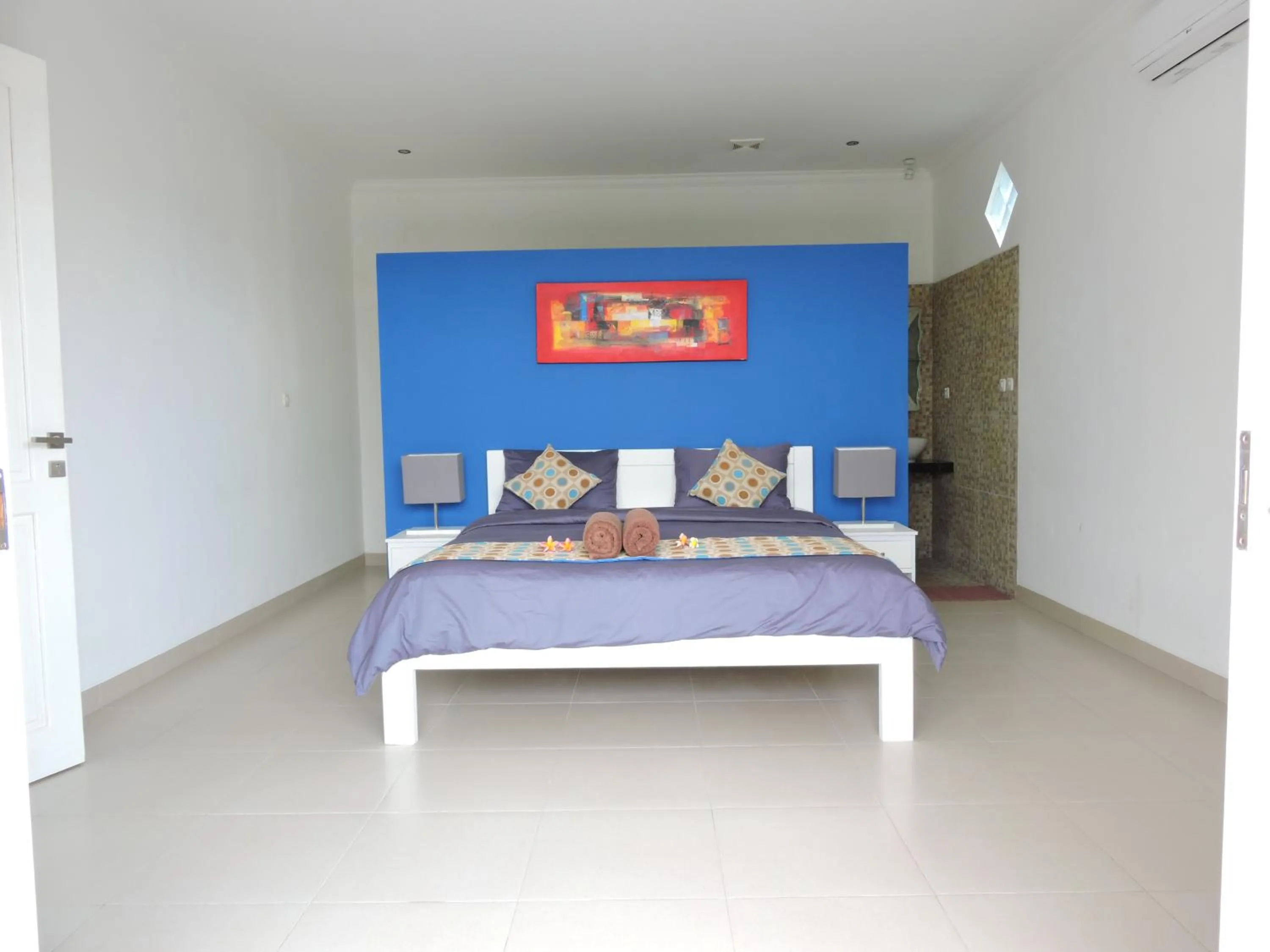 Bedroom, Bed in Kartika Villas