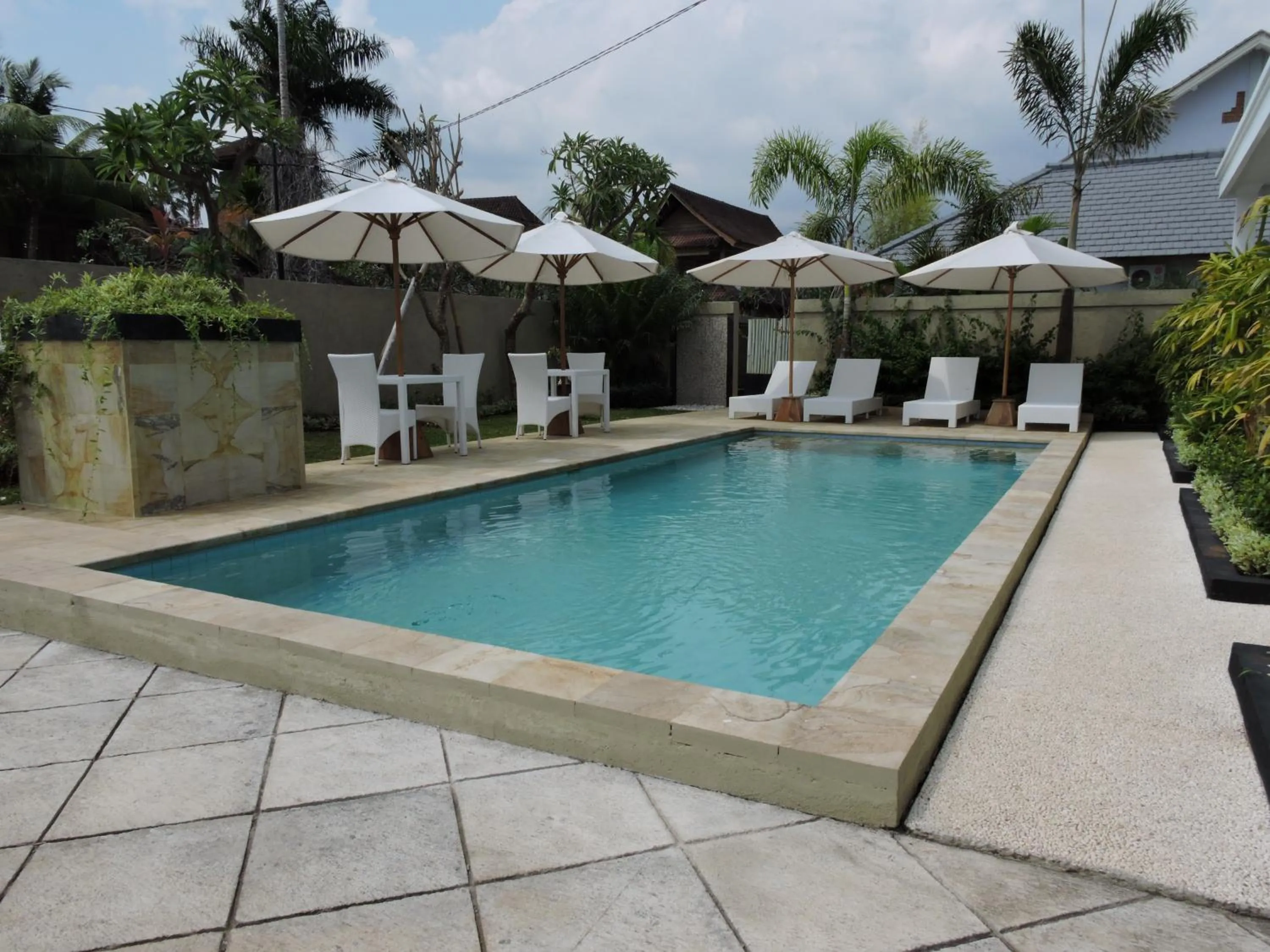 Swimming pool in Kartika Villas