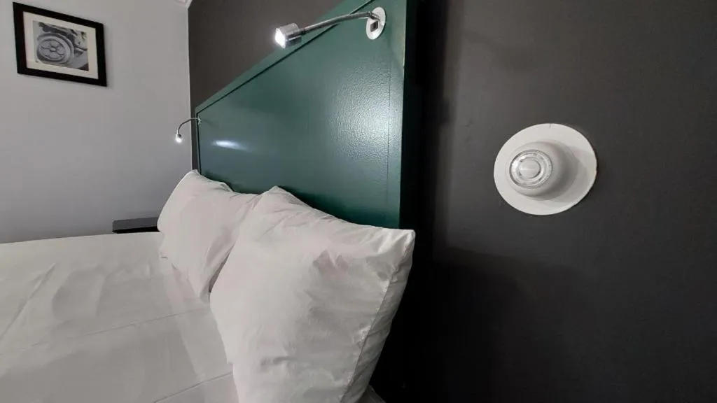 Bed in Village Motel