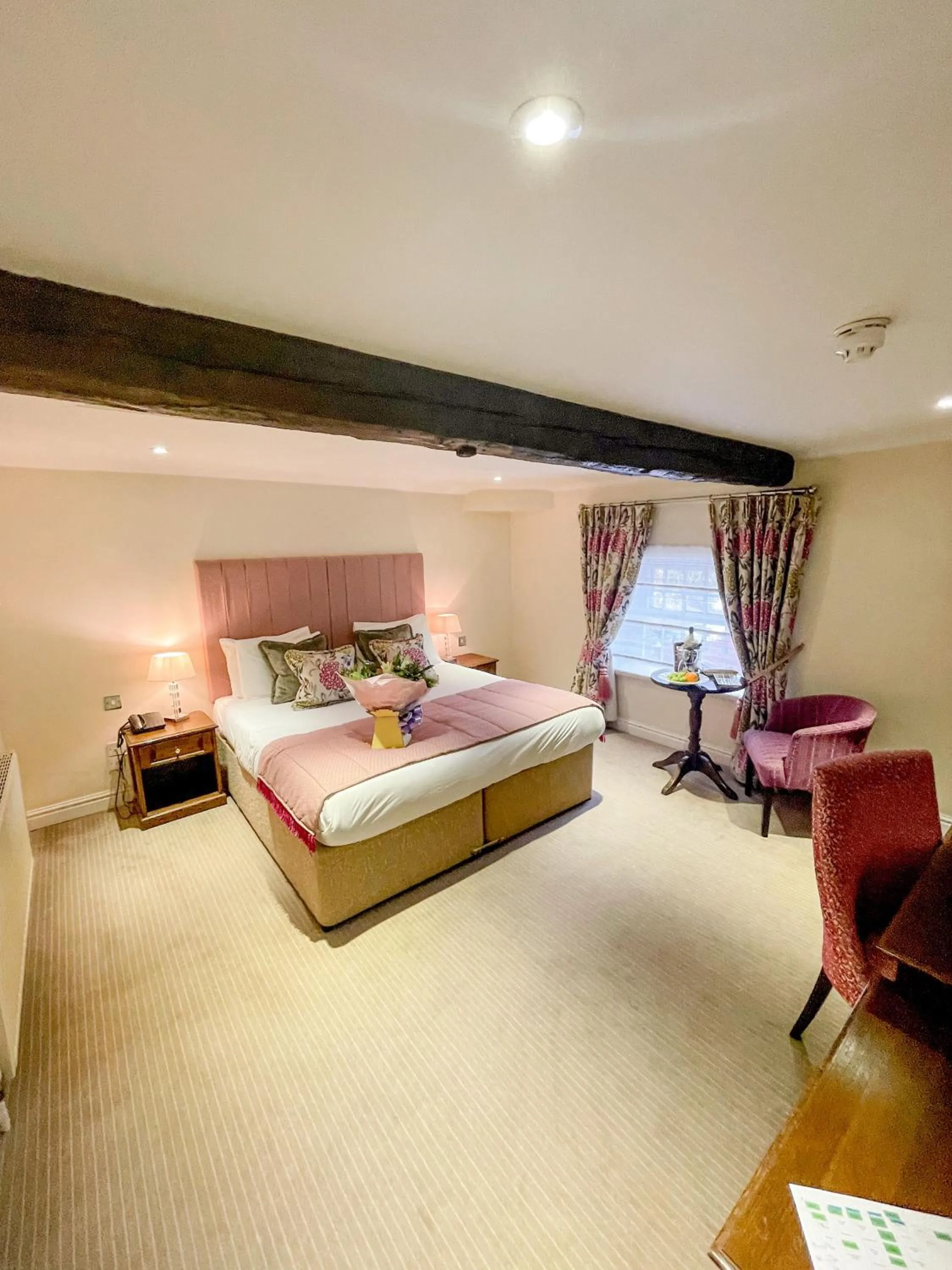 Bed in Ringwood Hall Hotel & Spa