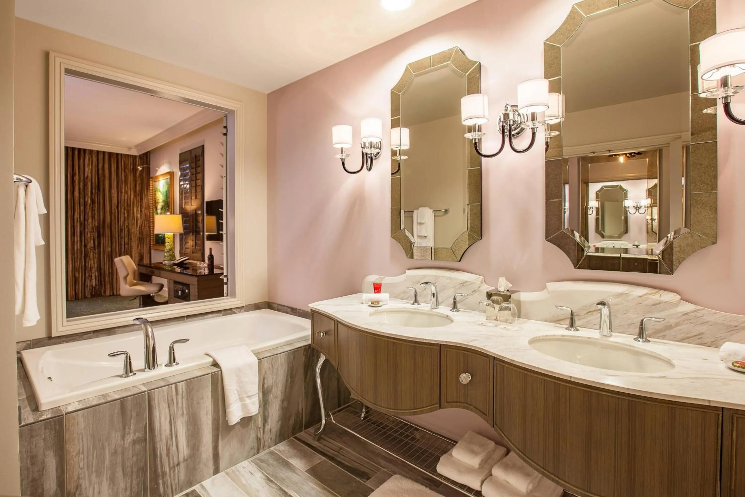 Bathroom in Grand Bohemian Mountain Brook, Autograph Collection