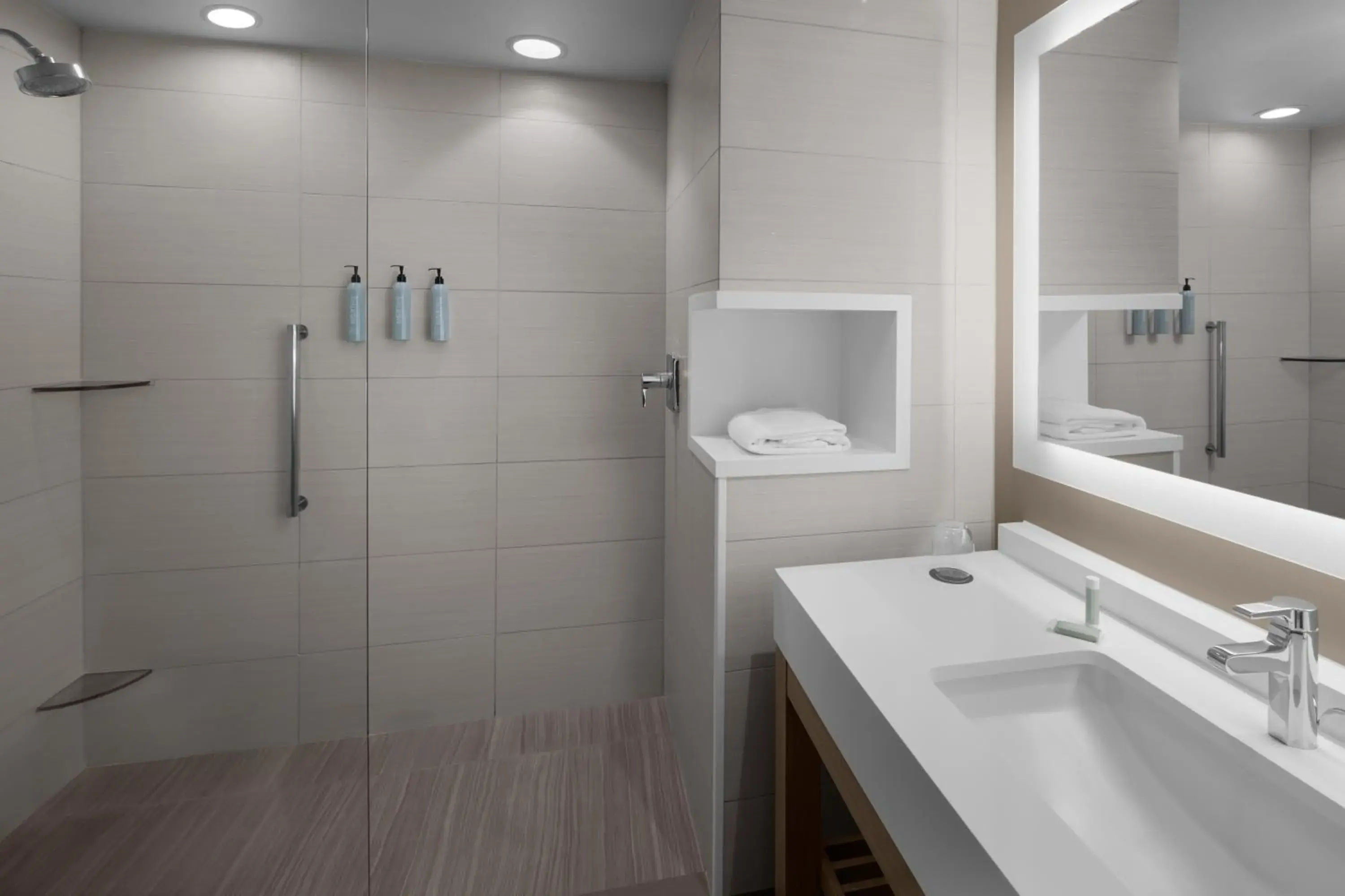 King Room with Sofa Bed in Courtyard by Marriott Orlando South/Grande Lakes Area King Room with Sofa Bed in Courtyard by Marriott Orlando South/Grande Lakes Area