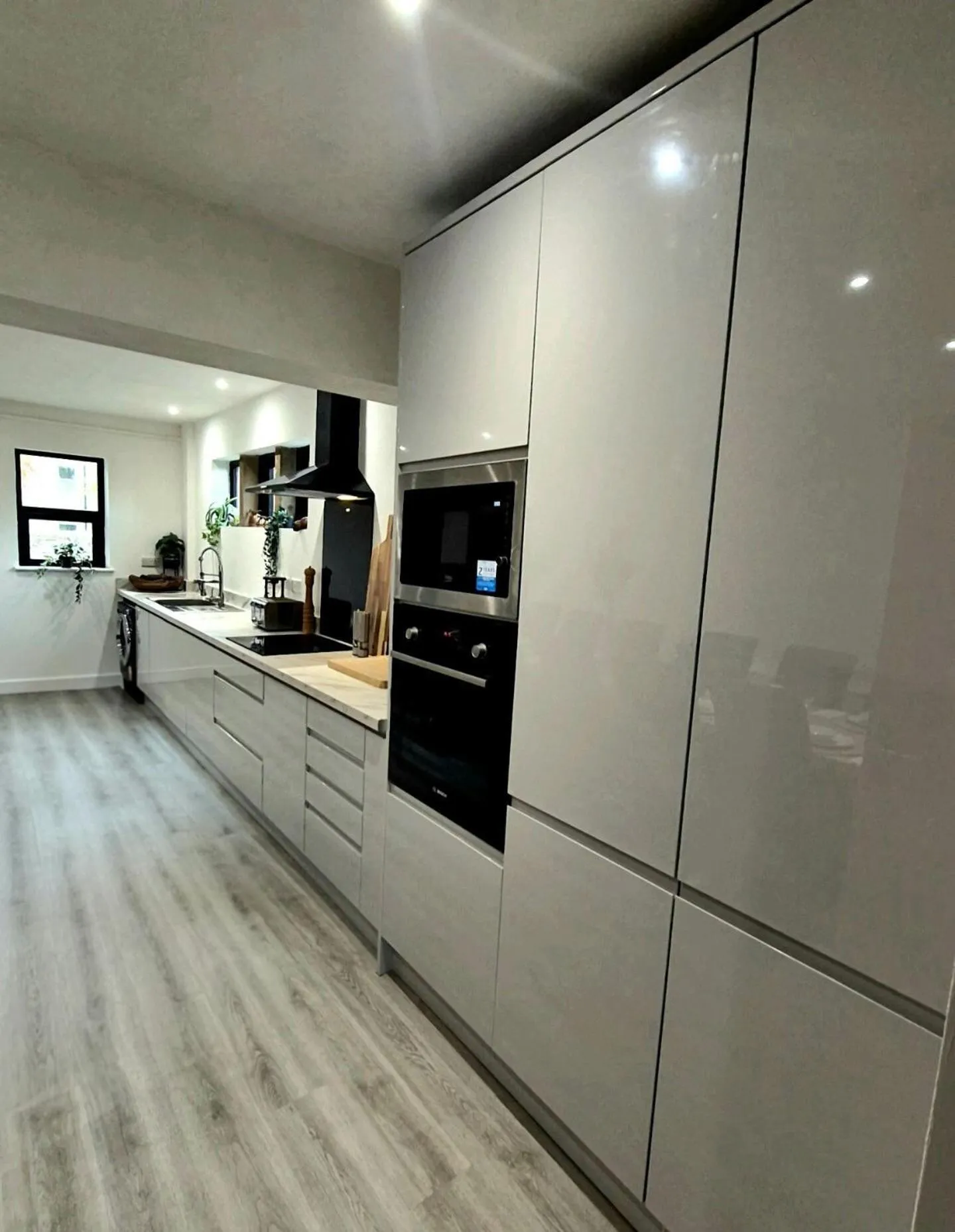 Kitchen or kitchenette in The Waltzing Weasel