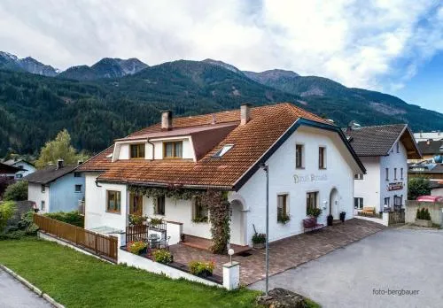 Haus Arnold - Privatzimmer und Ferienwohnungen