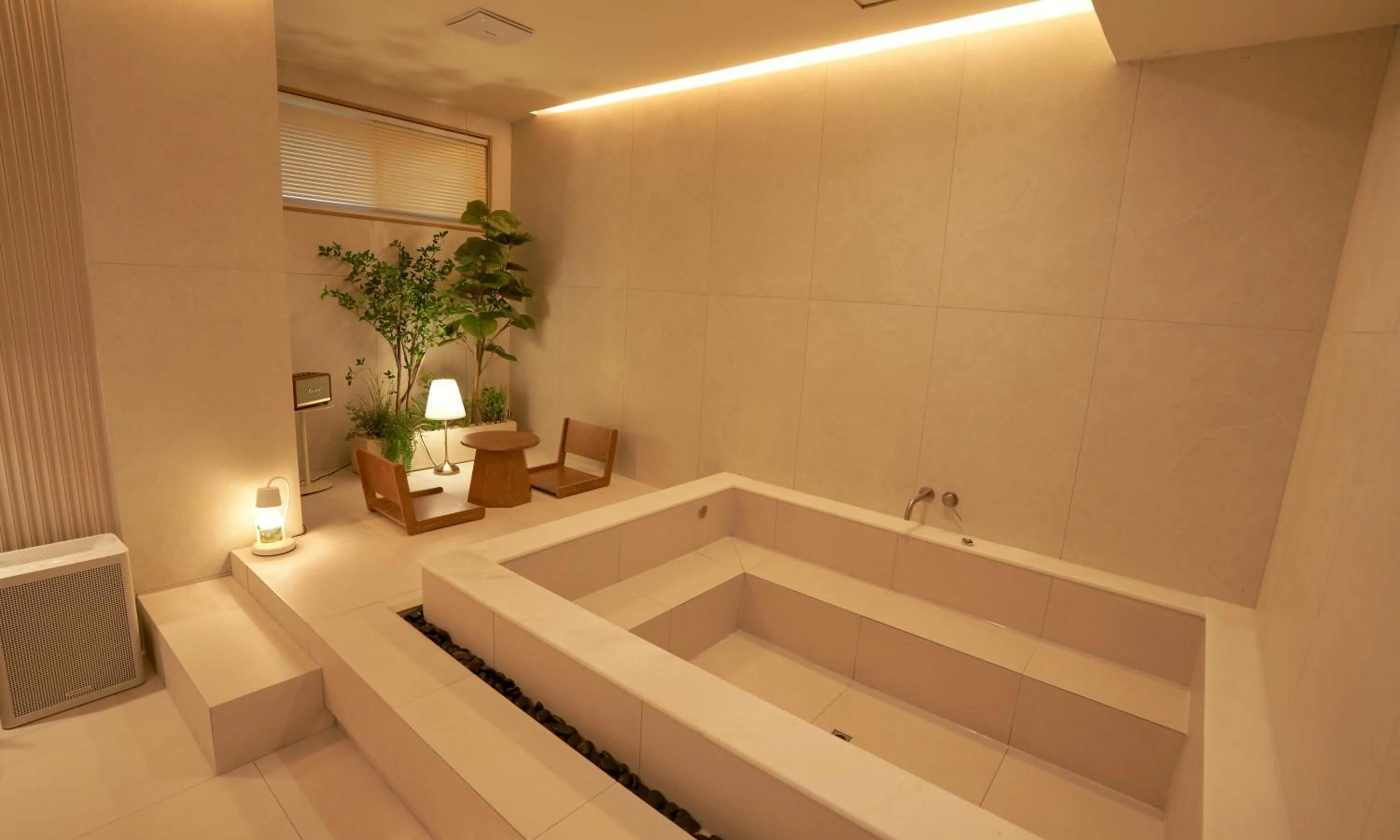 Hot Tub in Brown Dot Hotel Gunsan Terminal Branch