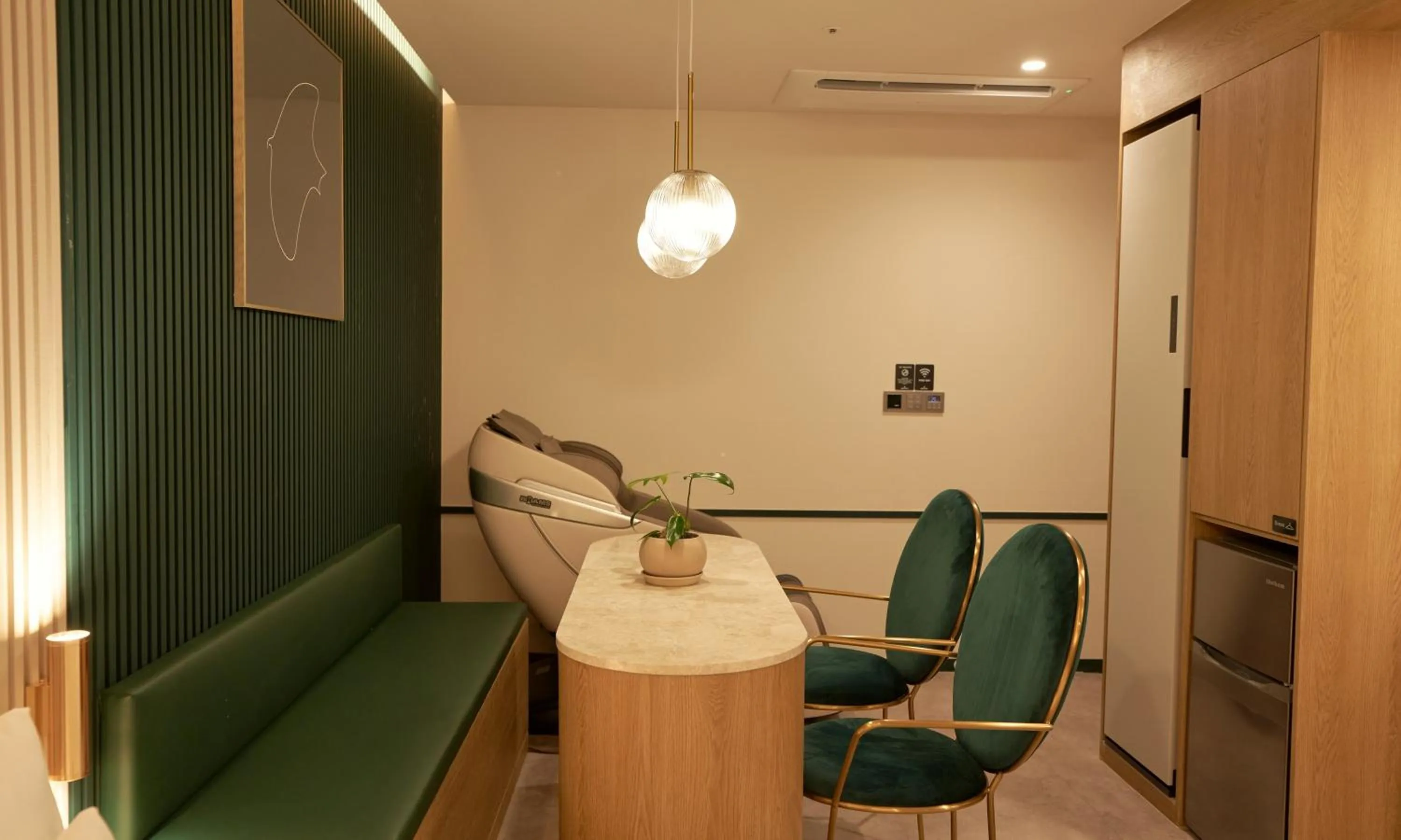 TV and multimedia in Brown Dot Hotel Gunsan Terminal Branch