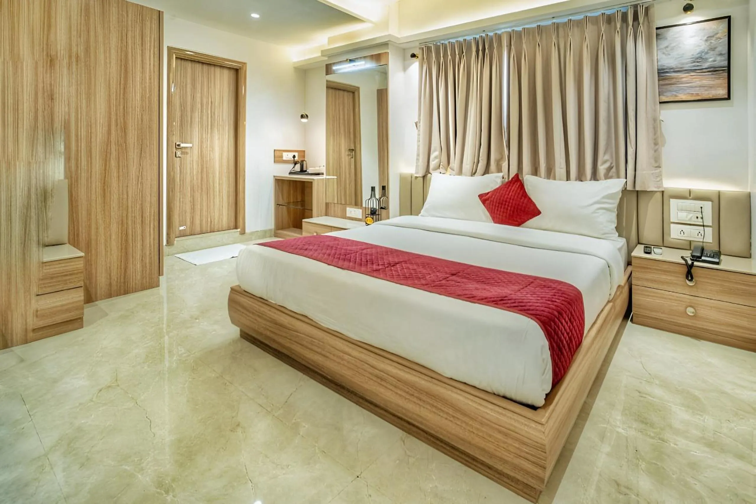 The Grand Murli Hotel, City Light Road, Surat