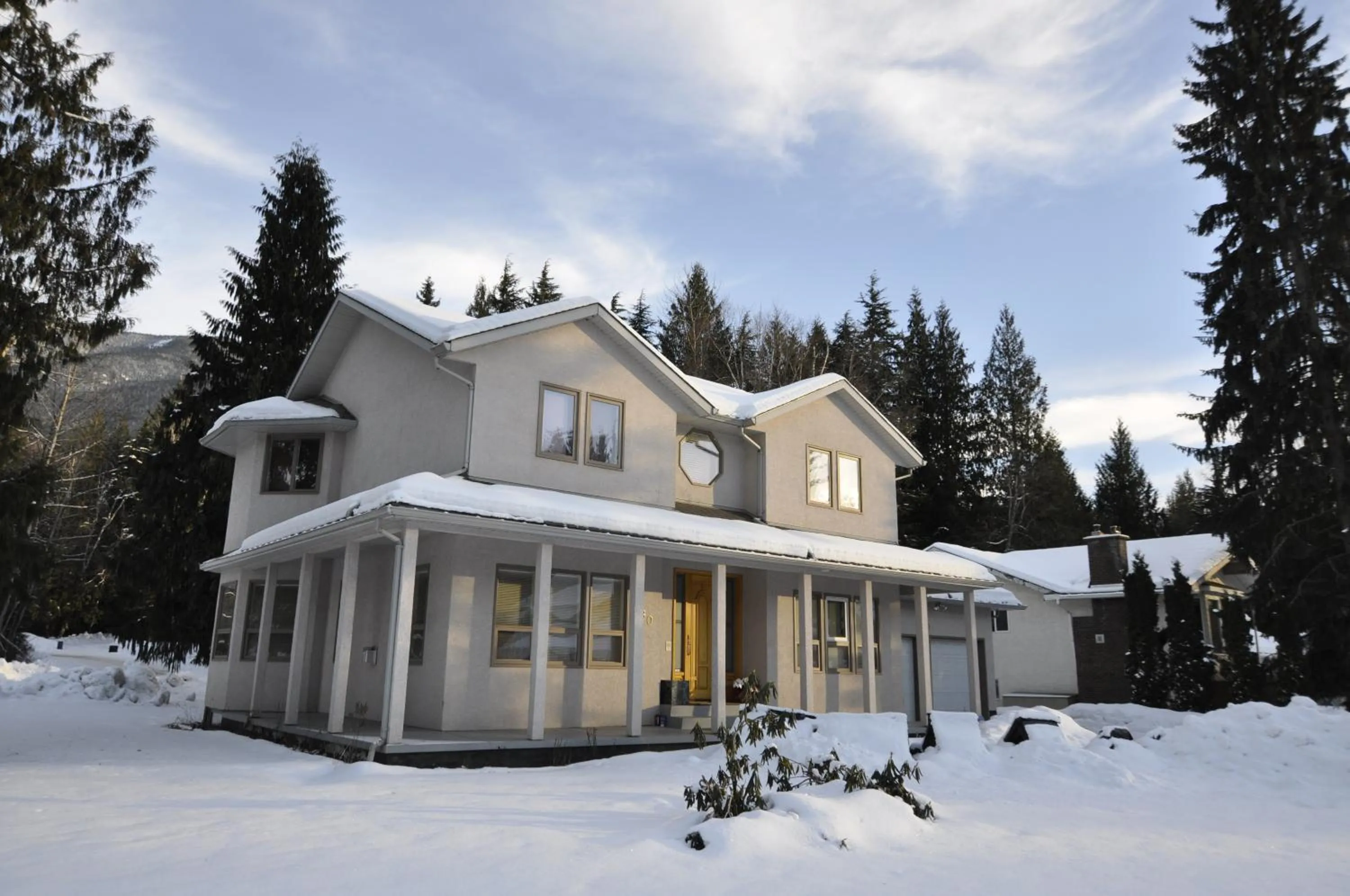 Property building in Cornerstone Bed and Breakfast