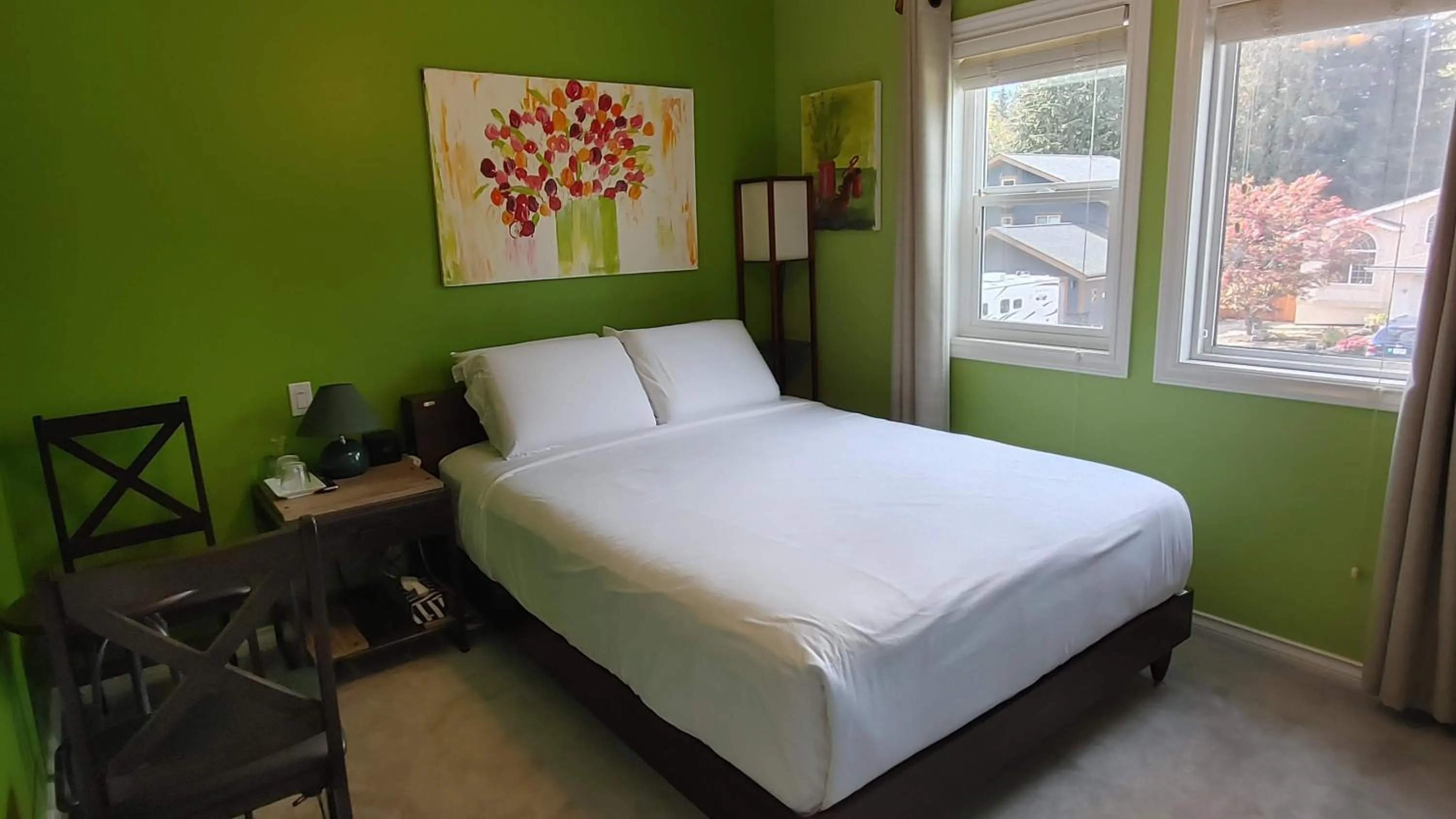 Bed in Cornerstone Bed and Breakfast