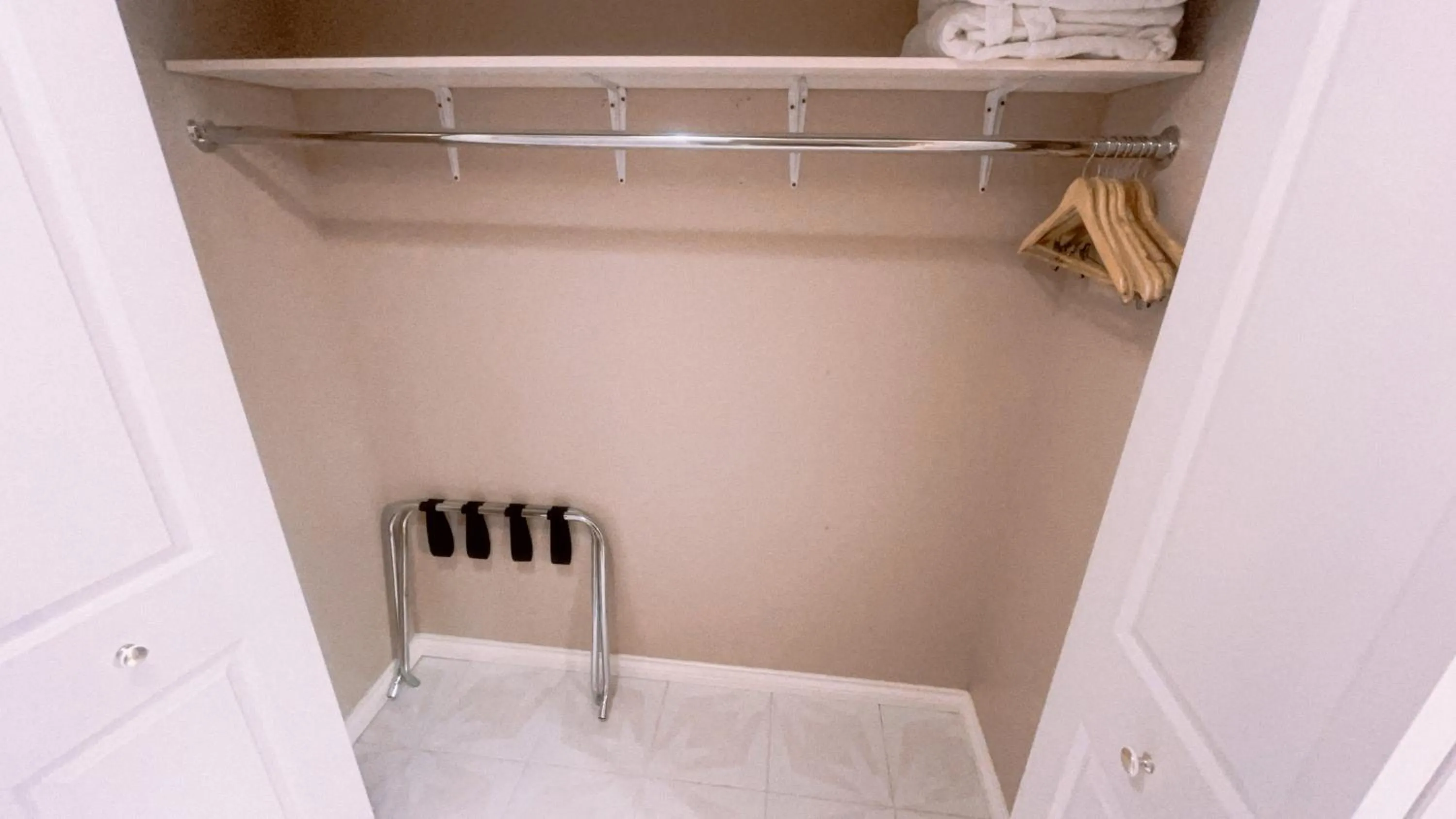 Cornerstone Bed and Breakfast