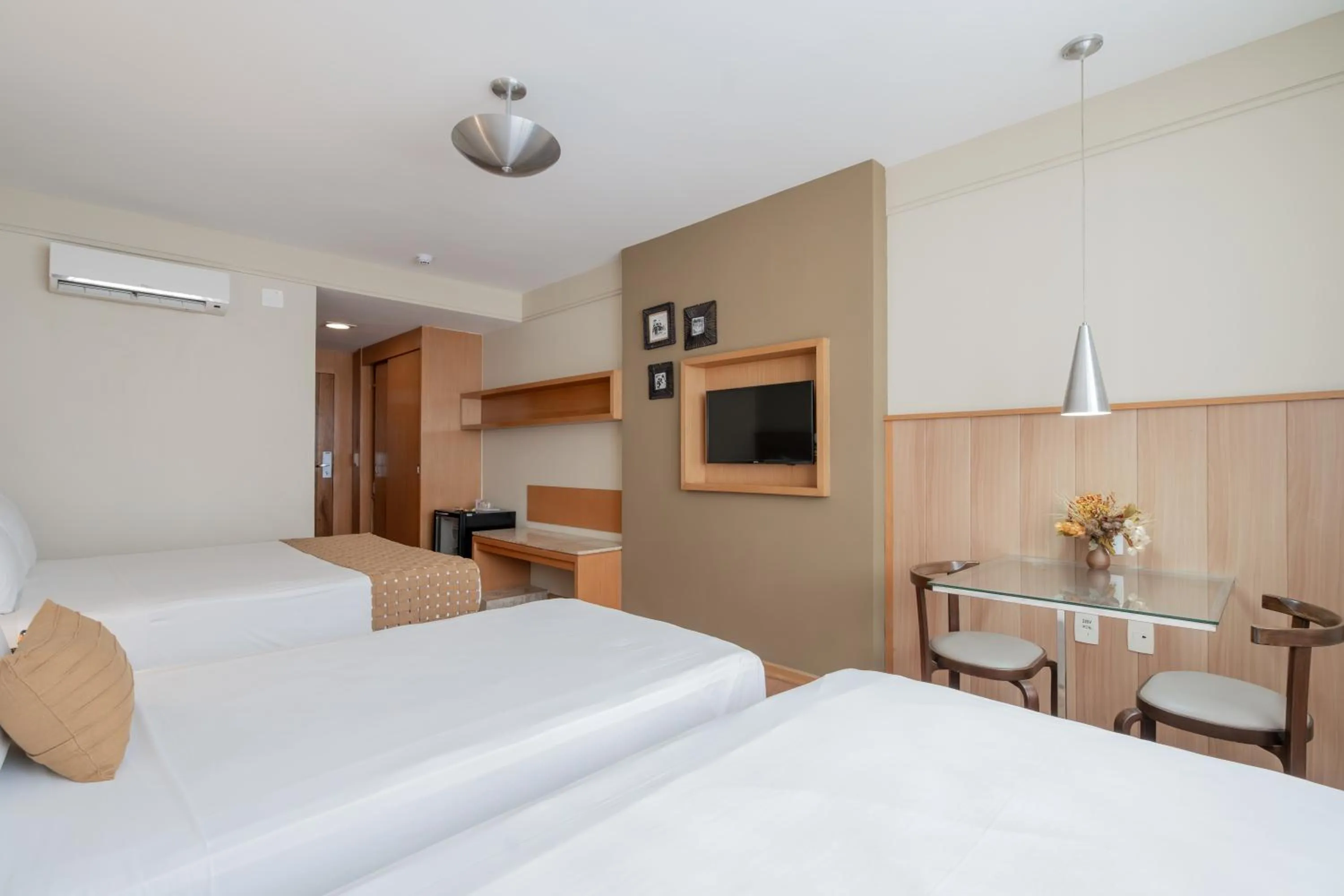 Bedroom, Bed in Afago Mareiro Hotel