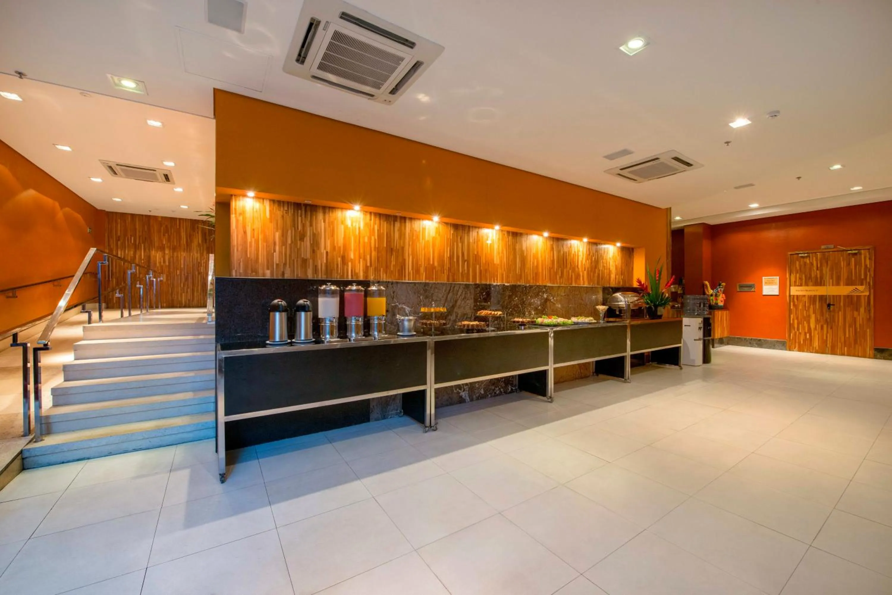 Business facilities in Afago Mareiro Hotel