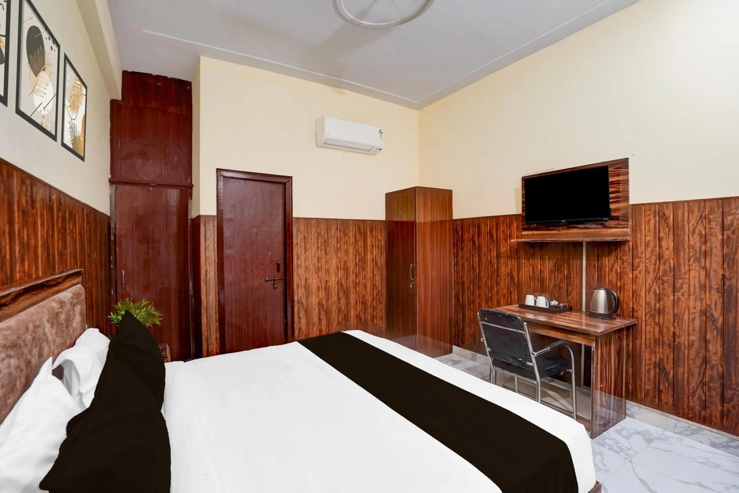 Bedroom, Bed in Super Collection O Govind Vihar Matiyari Formerly Saffron