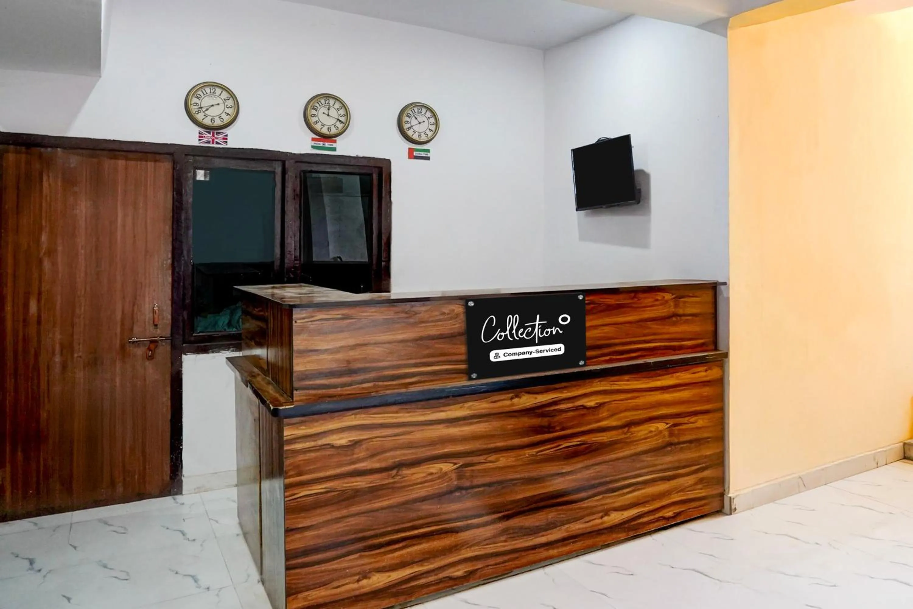 Lobby or reception in Super Collection O Govind Vihar Matiyari Formerly Saffron