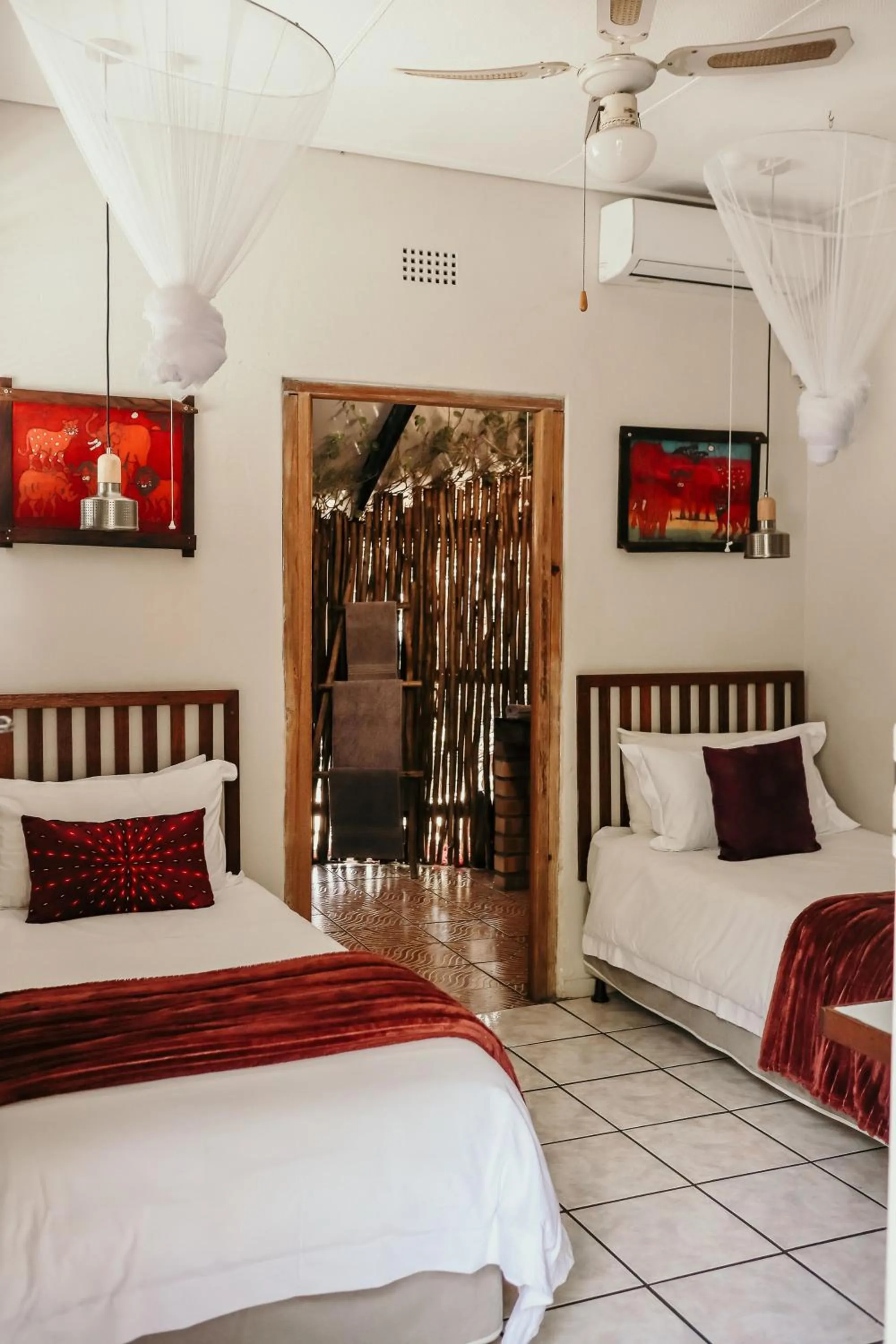 Bed in A Traveller's Palm