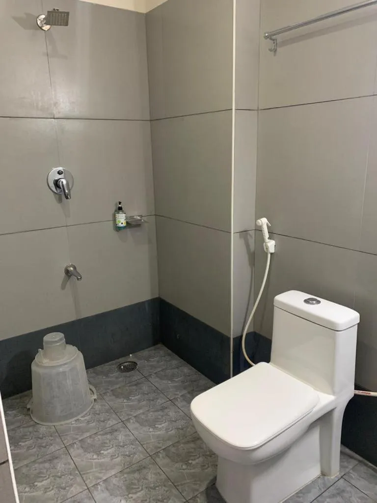 Shower in Hotel BCP Suites