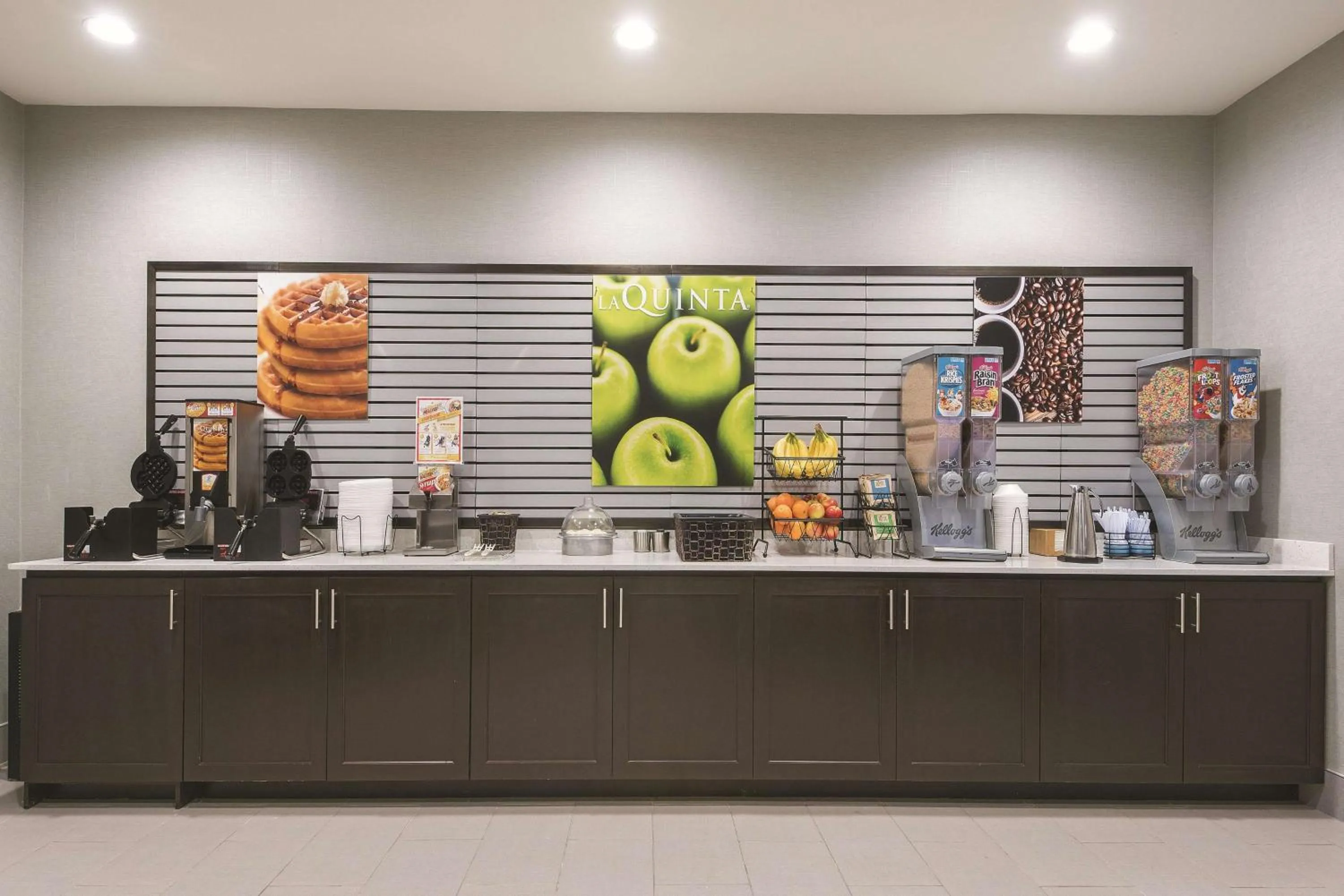 Restaurant/places to eat in La Quinta by Wyndham Fort Worth West - I-30