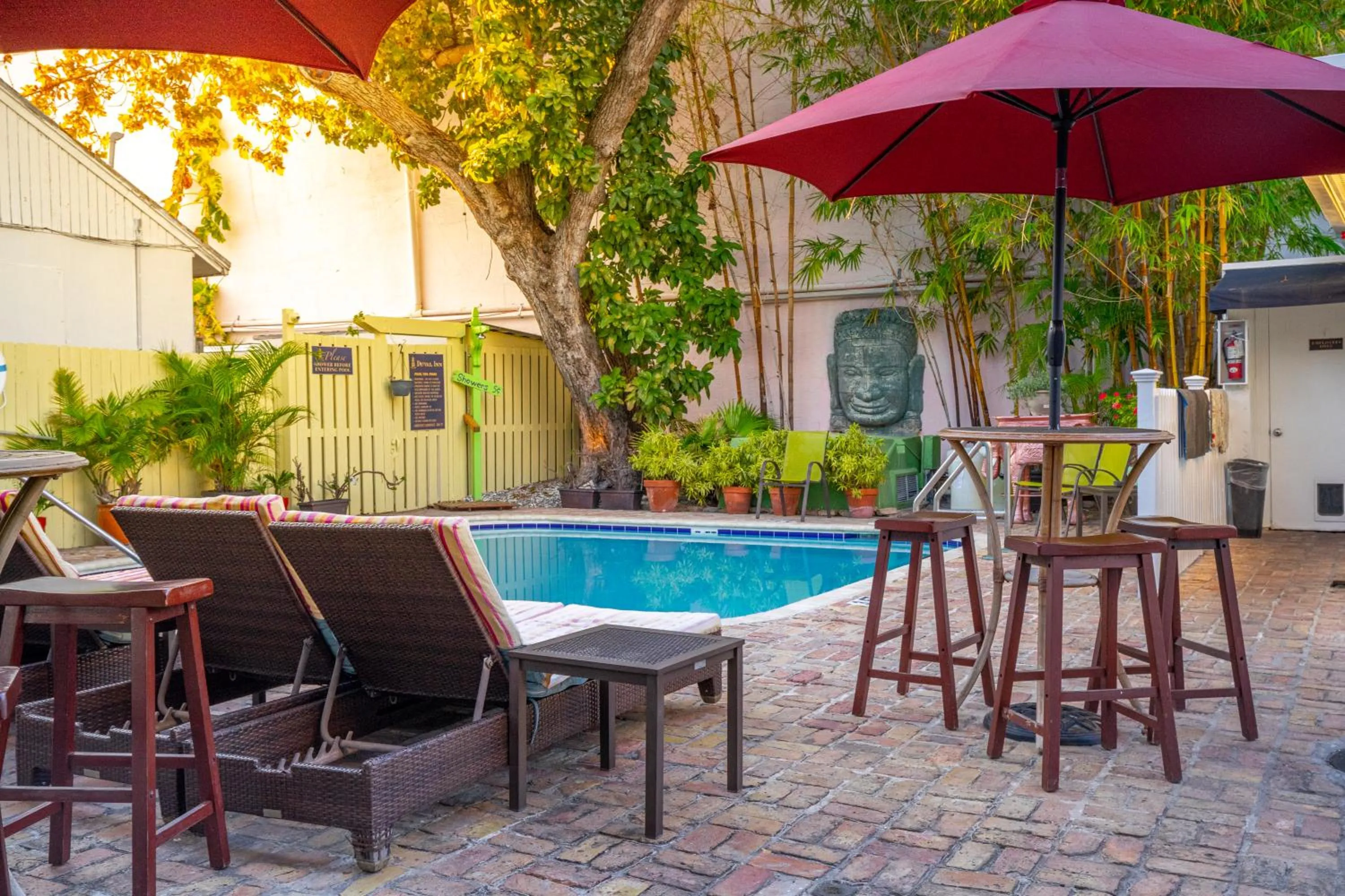 Swimming pool in Duval Inn - Key West