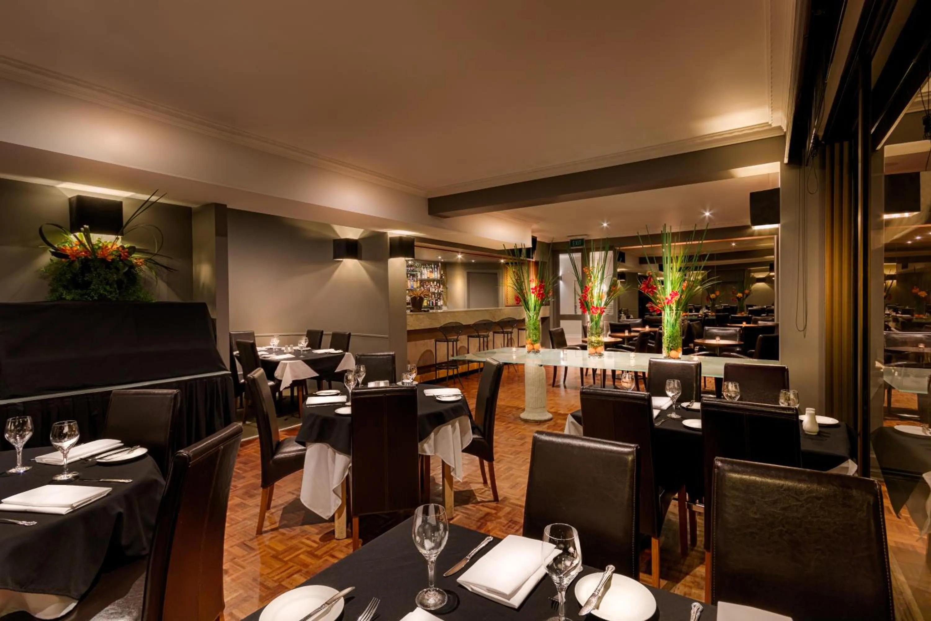 Restaurant/places to eat in Crest On Barkly Serviced Apartments