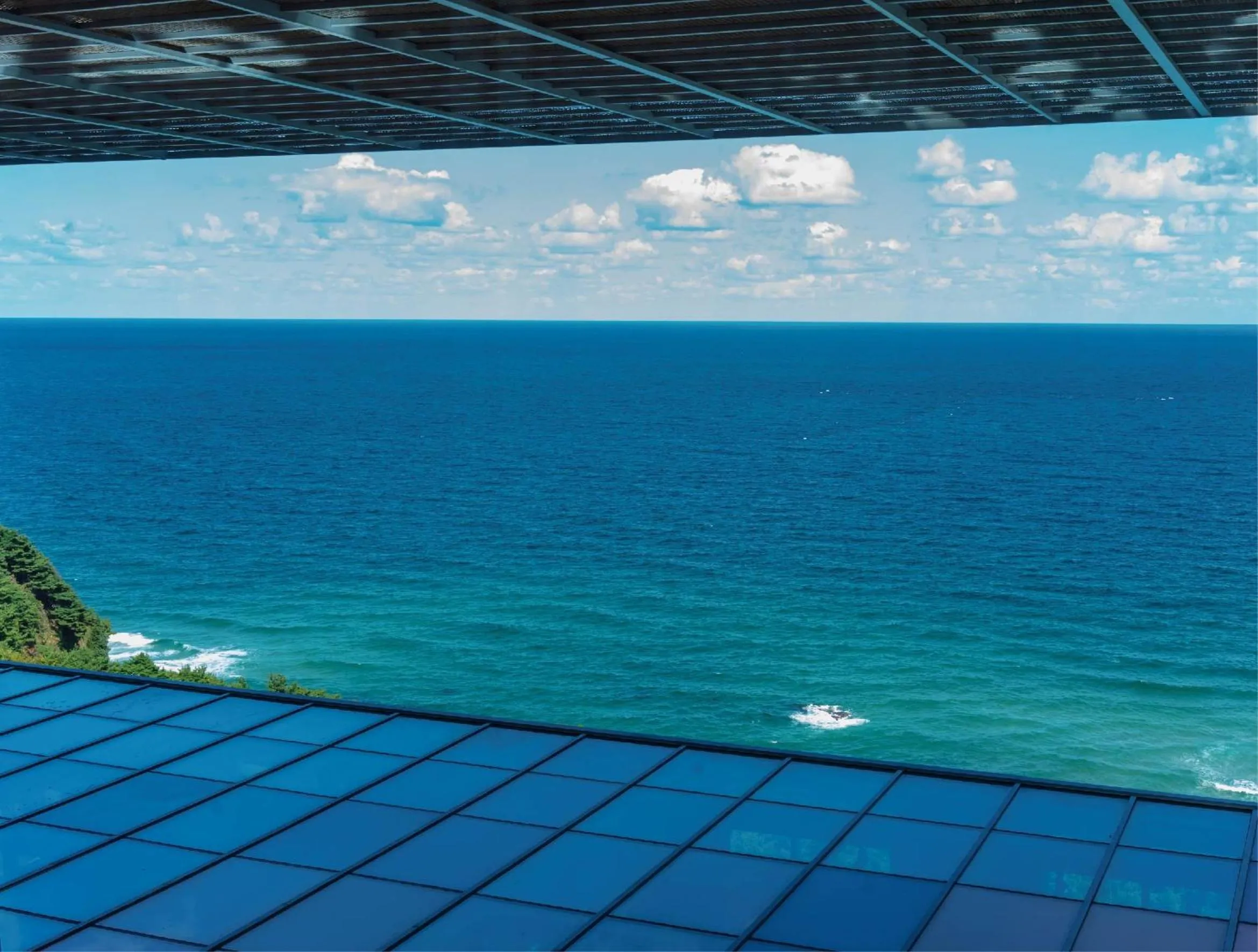 Sea view in Haslla Art World Museum Hotel