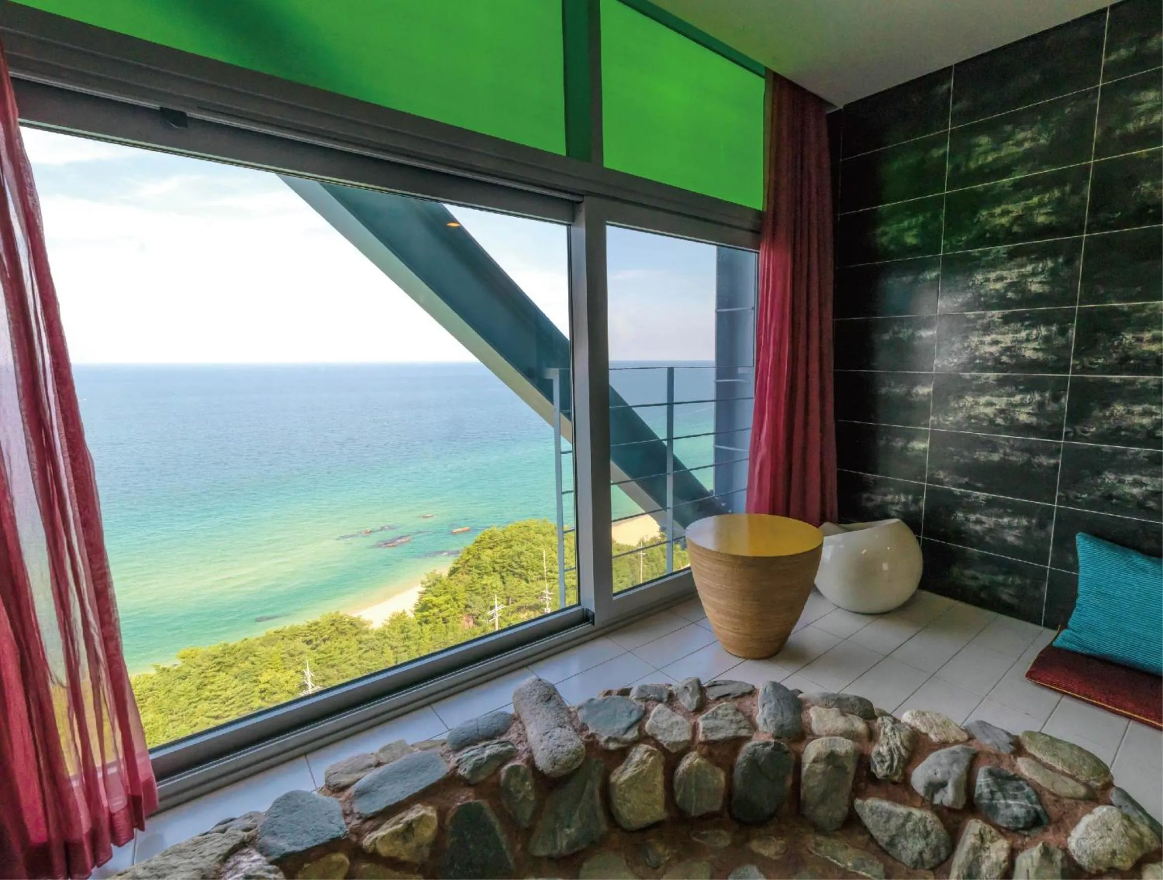 Seating area in Haslla Art World Museum Hotel