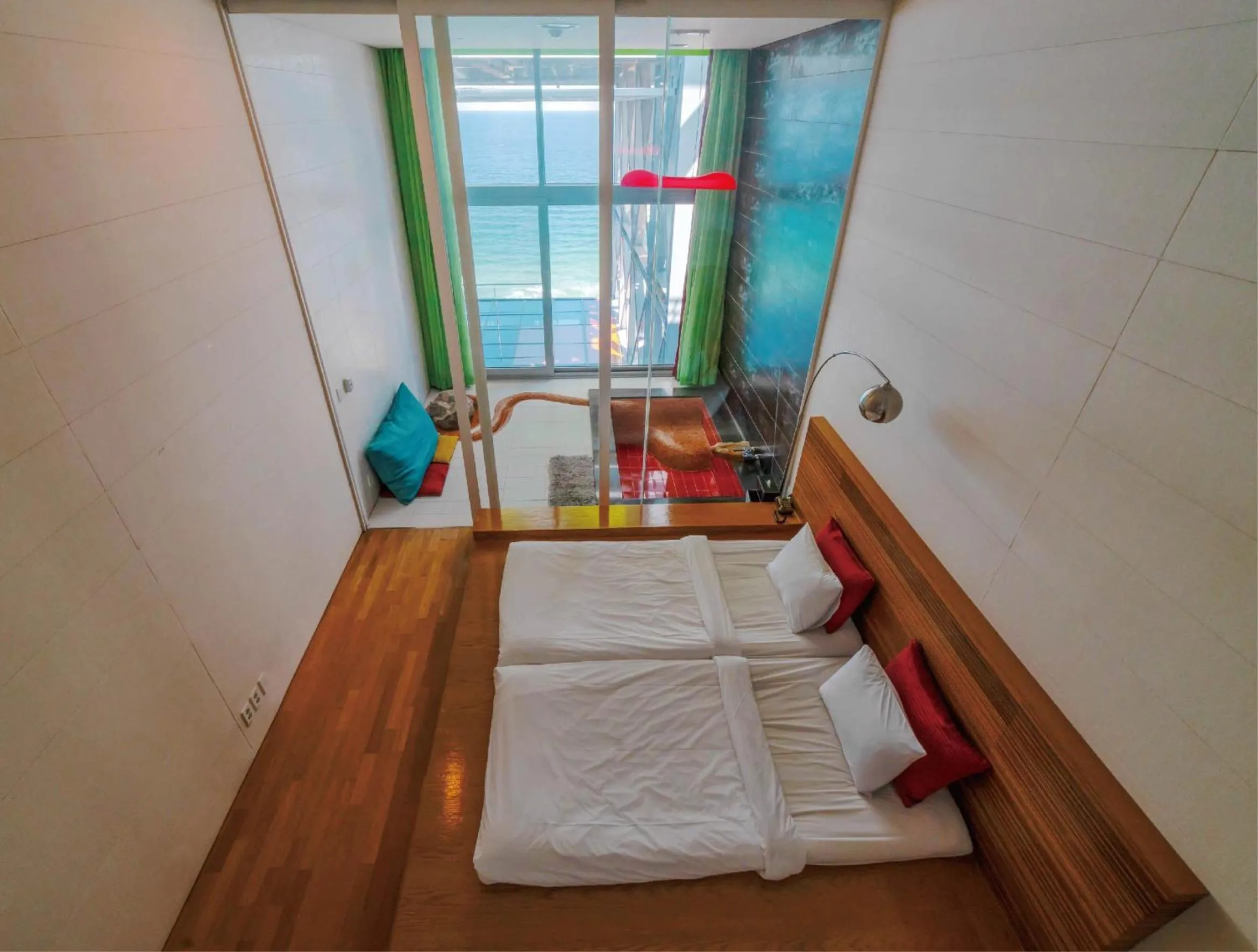 Bed in Haslla Art World Museum Hotel