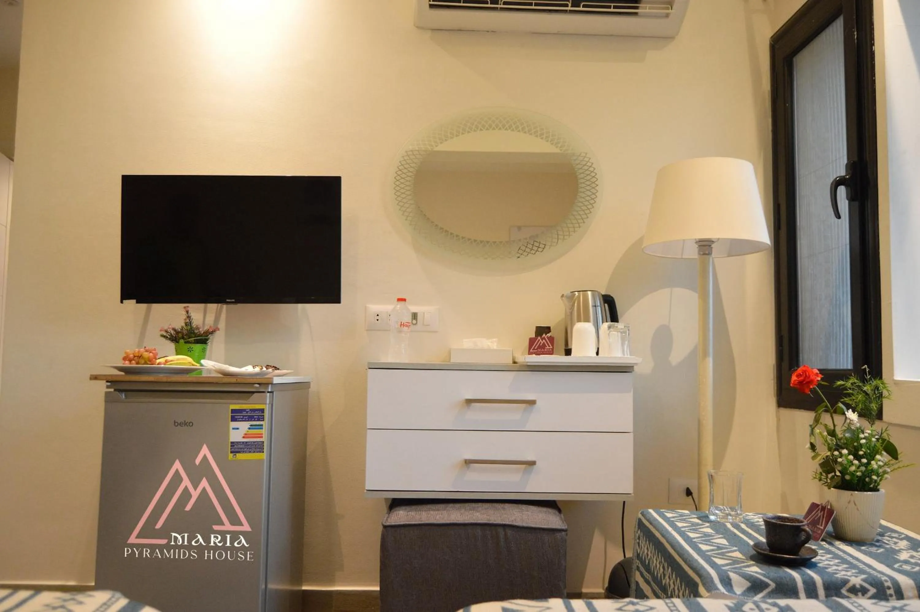 Bed in Maria Pyramids House