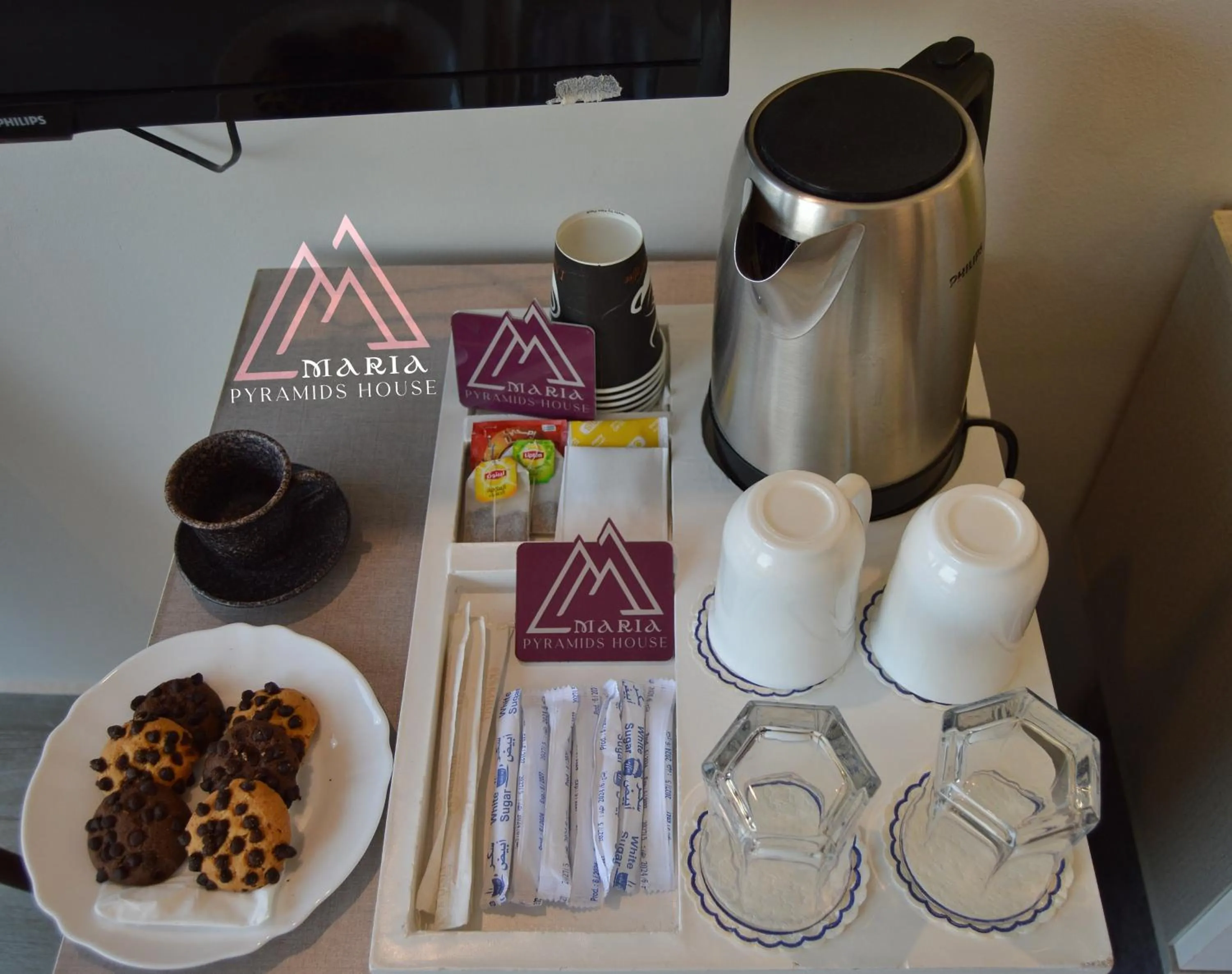 Coffee/tea facilities in Maria Pyramids House