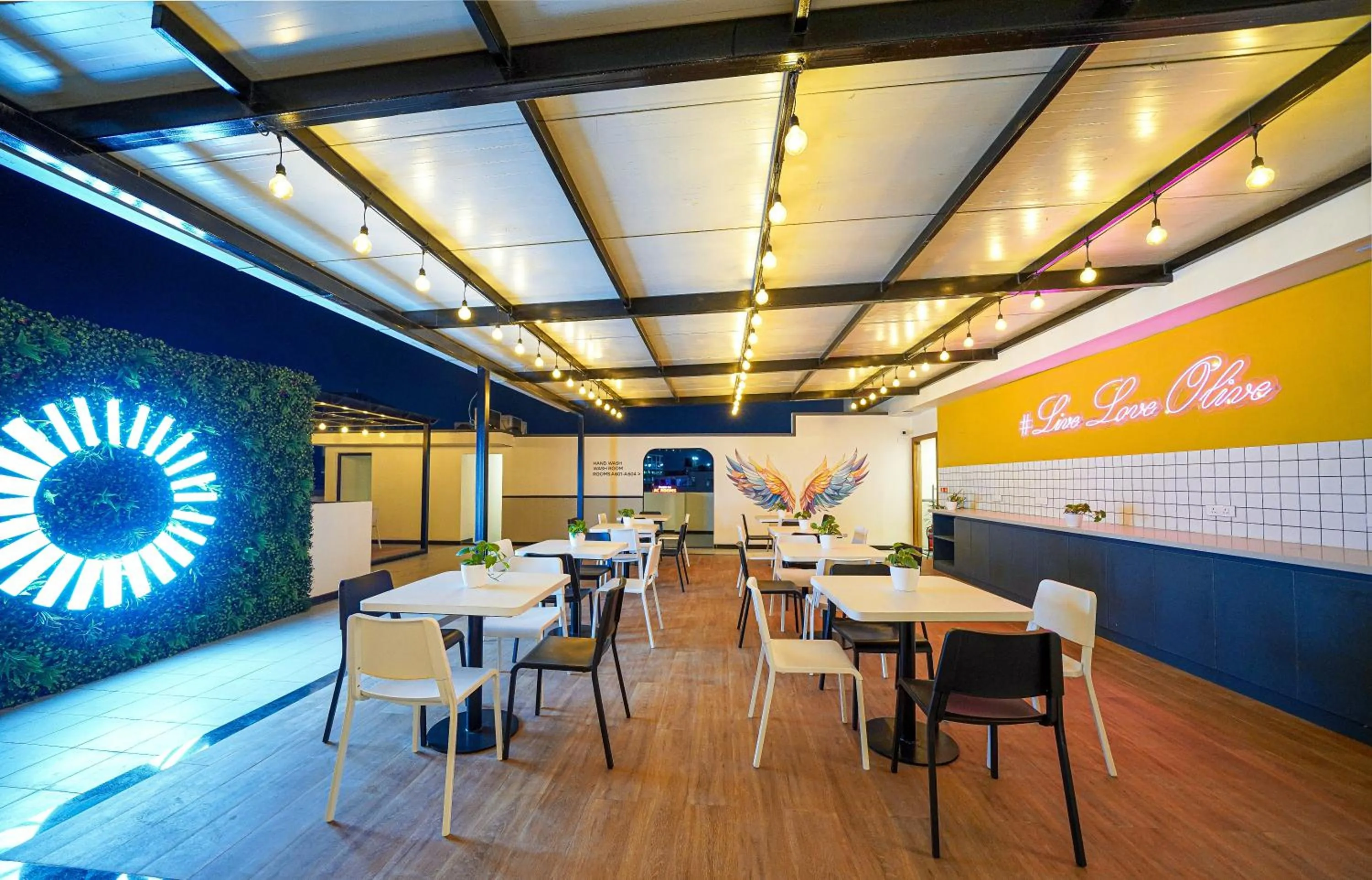 Balcony/Terrace in Olive Hotel Kundalahalli by Embassy Group