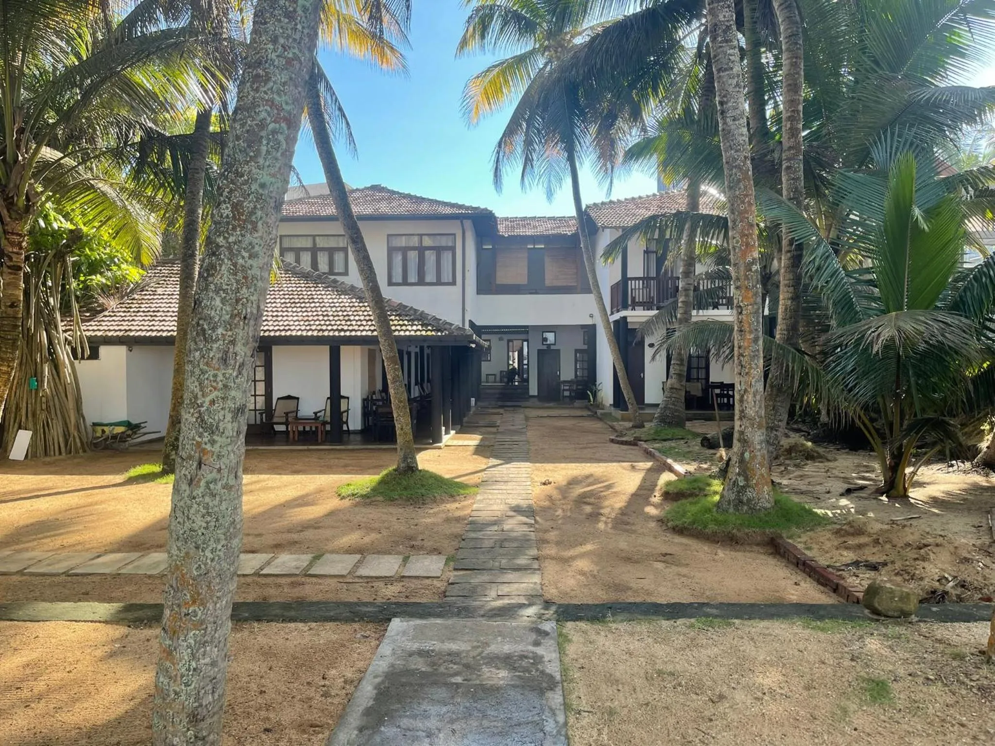 Property building in Curry Bowl Restaurant & Turtles Rest