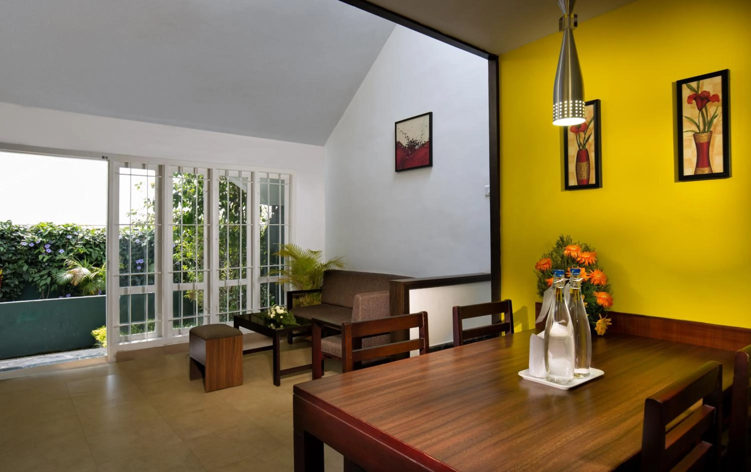 Living room in Munnar Tea Hills Resort - MTHR