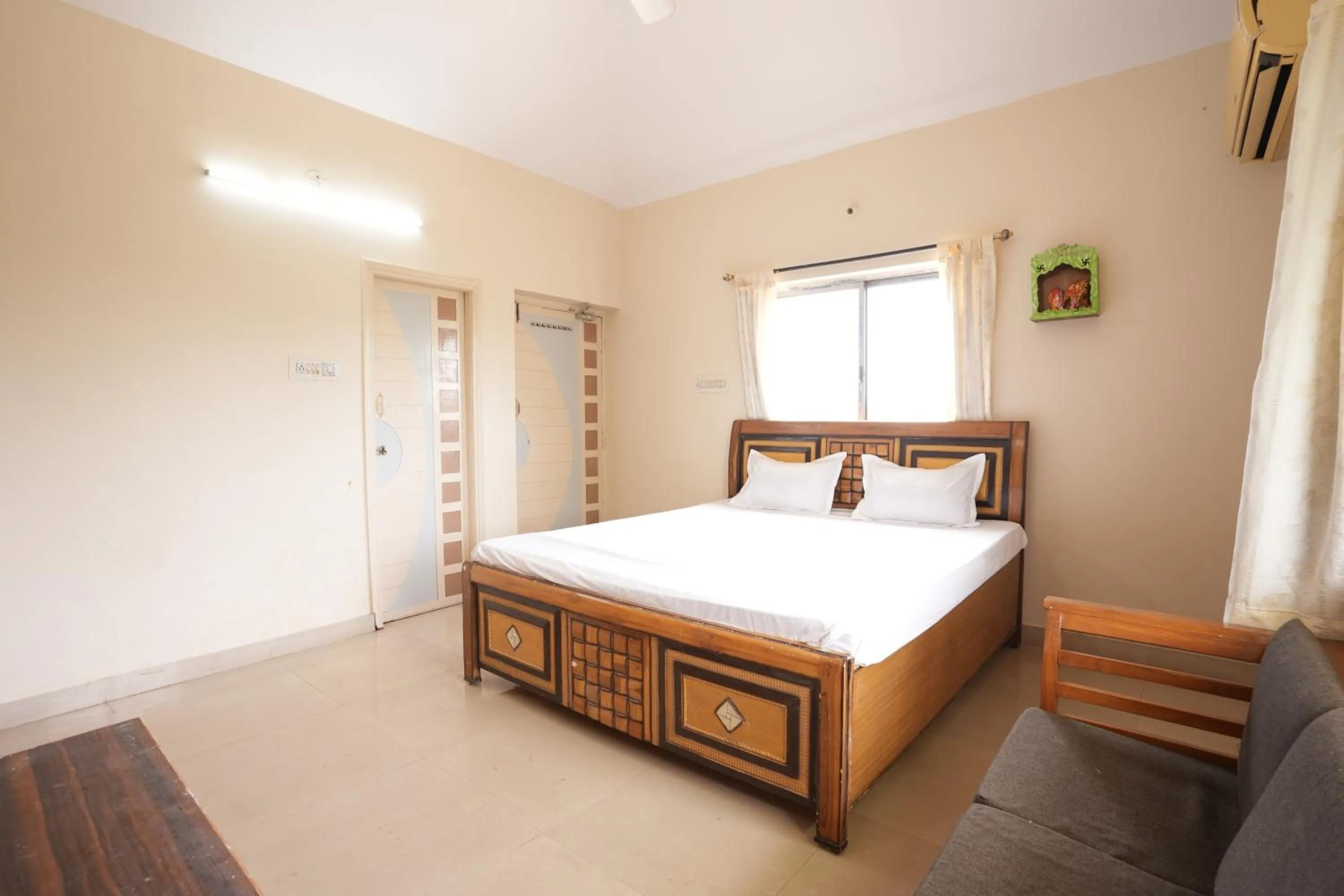 Bed in Hotel Johar Inn