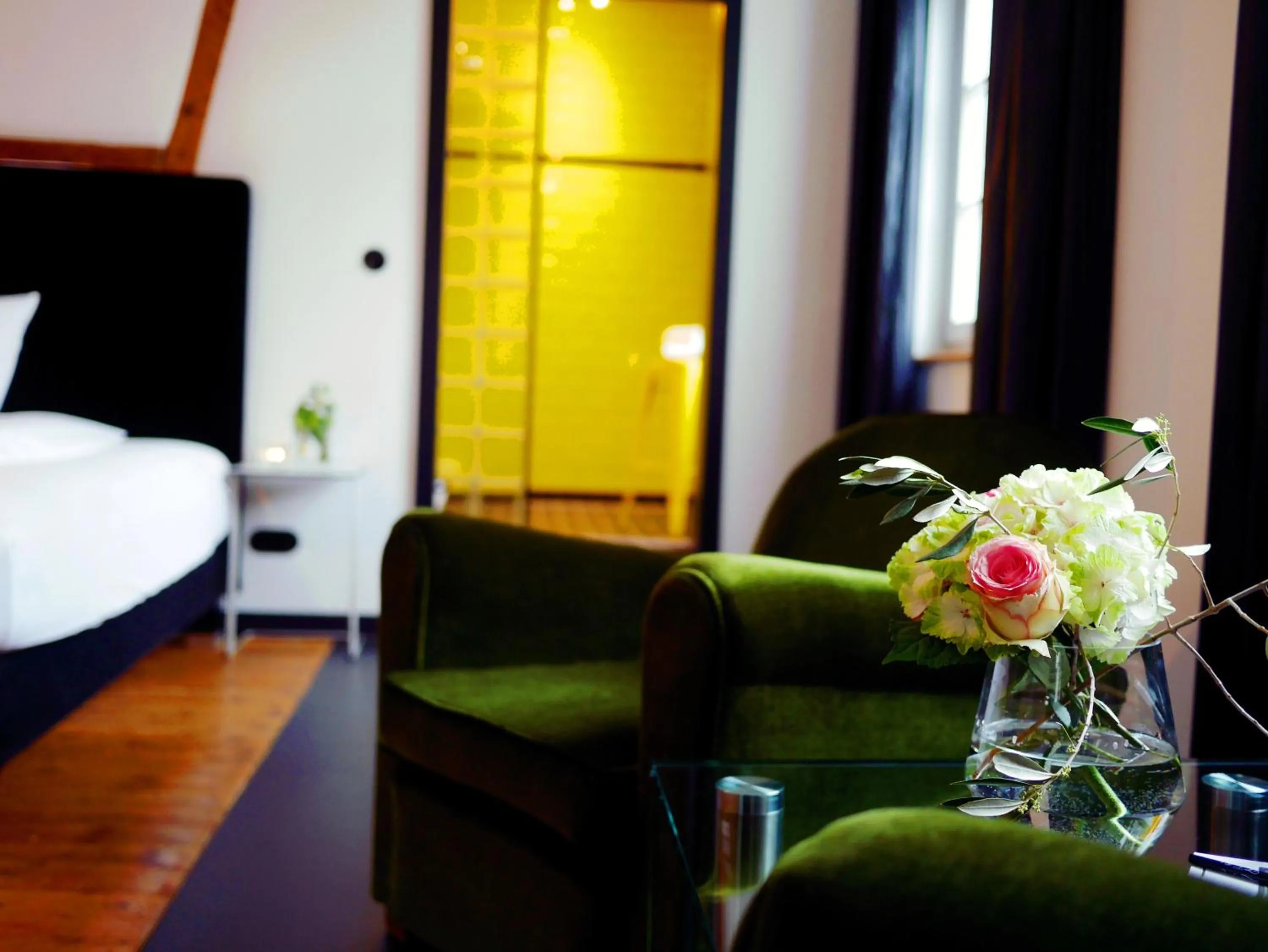 Decorative detail, Bed in Haus Zauberflöte