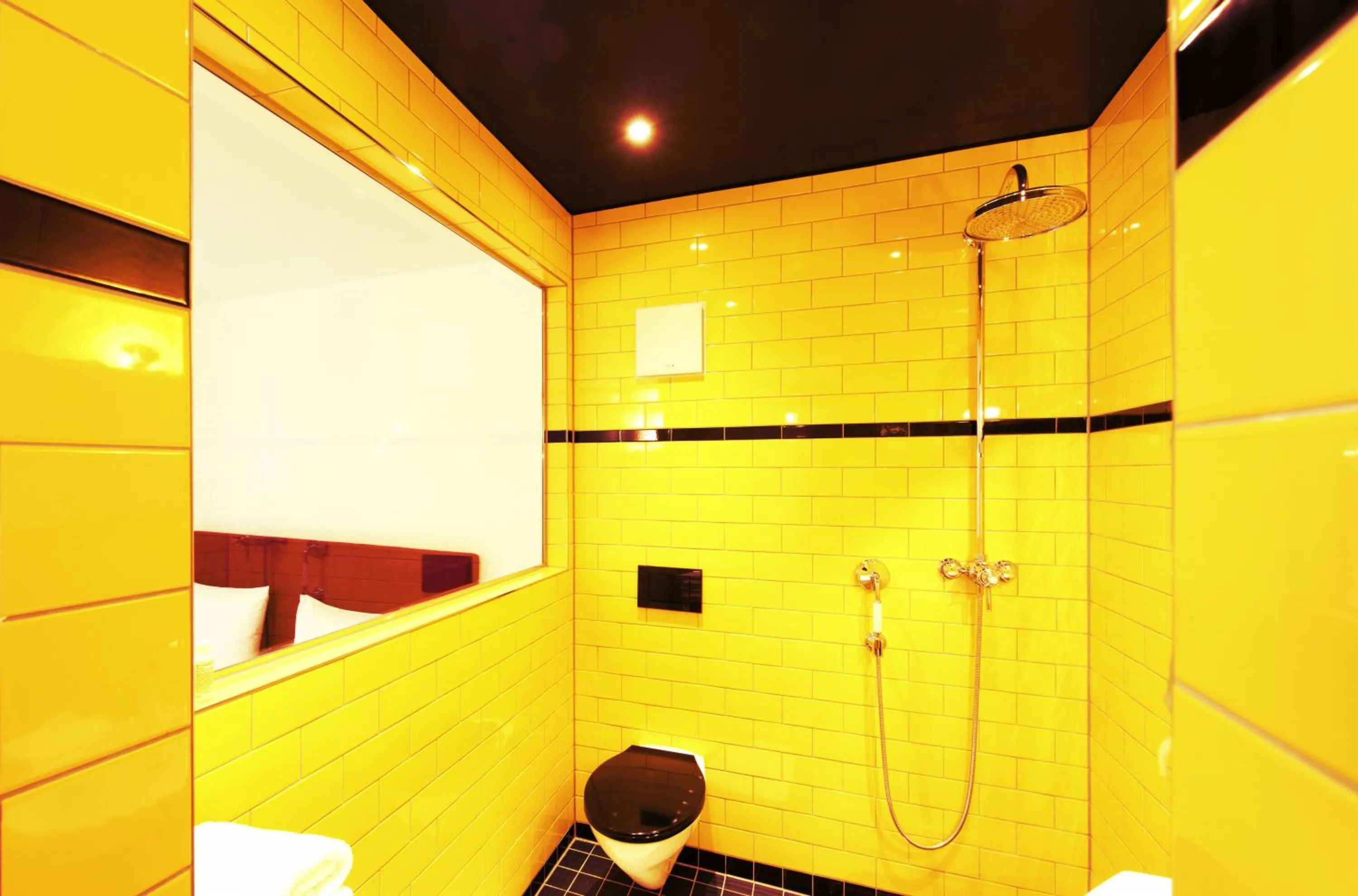 Bathroom in Haus Zauberflöte