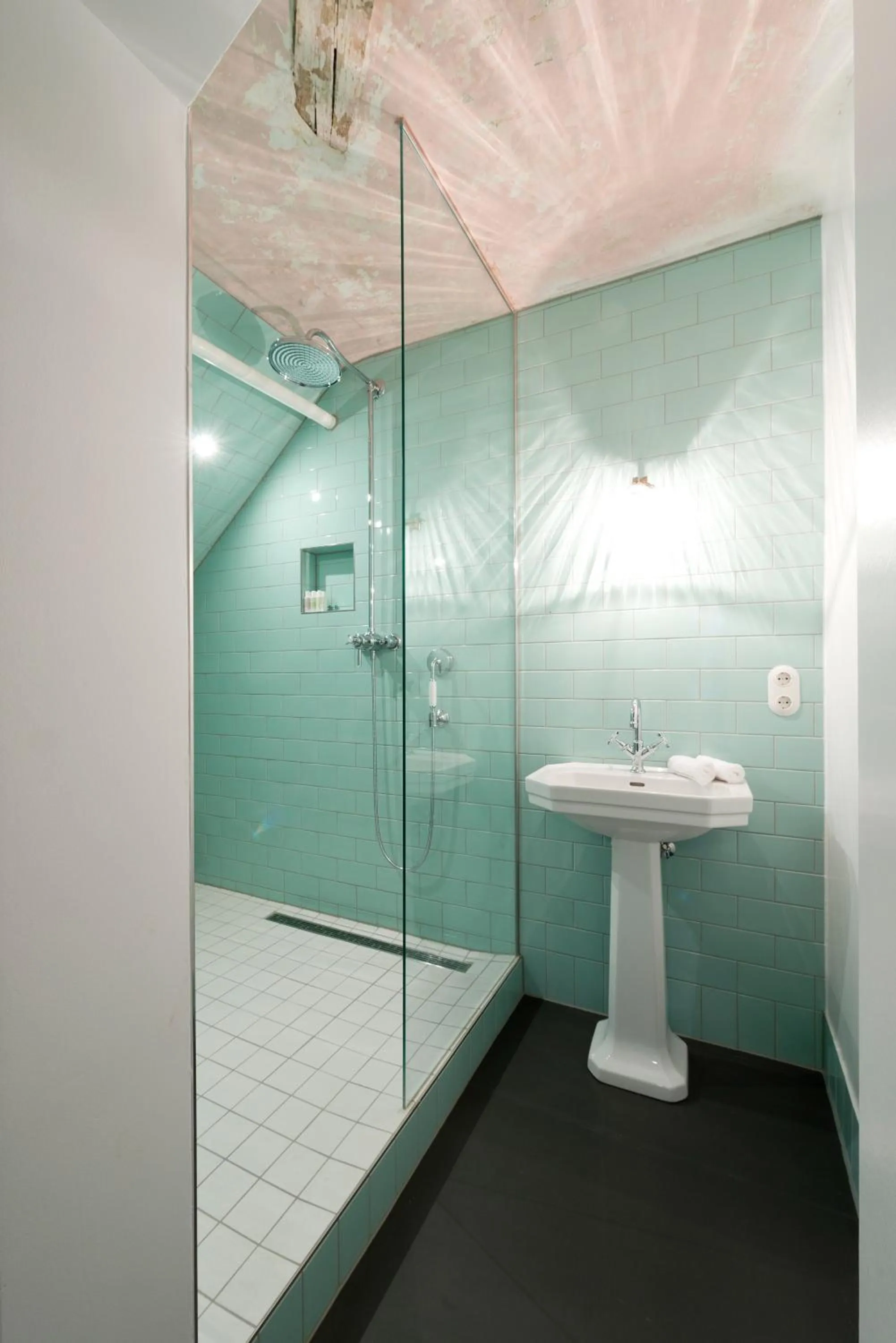 Bathroom in Haus Zauberflöte