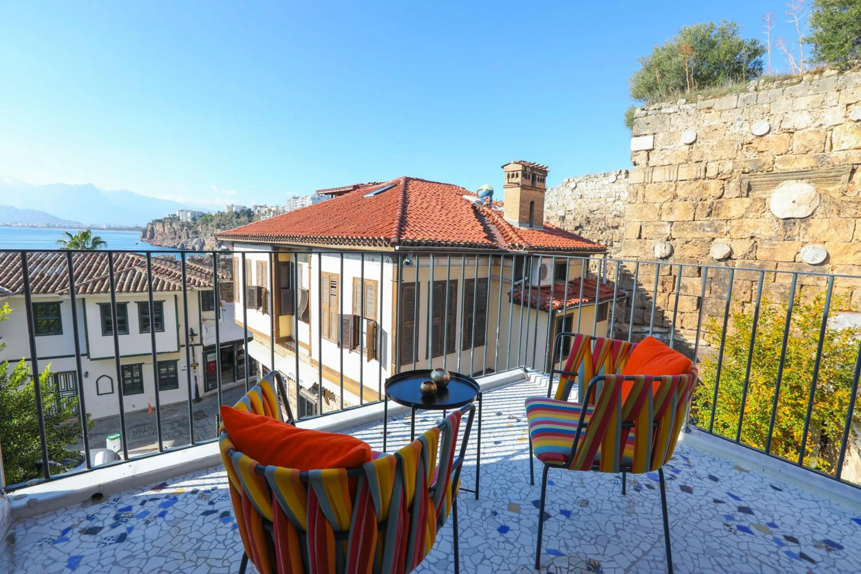 Property building in Oldies Hotel