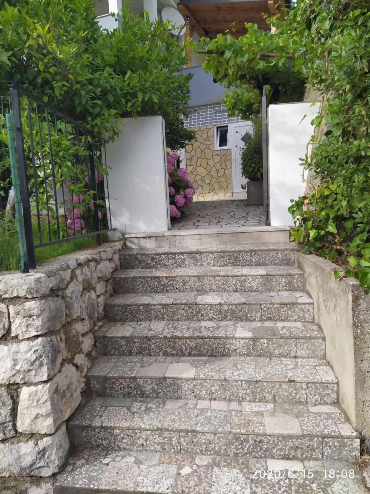 Facade/entrance in Apartment Valeria