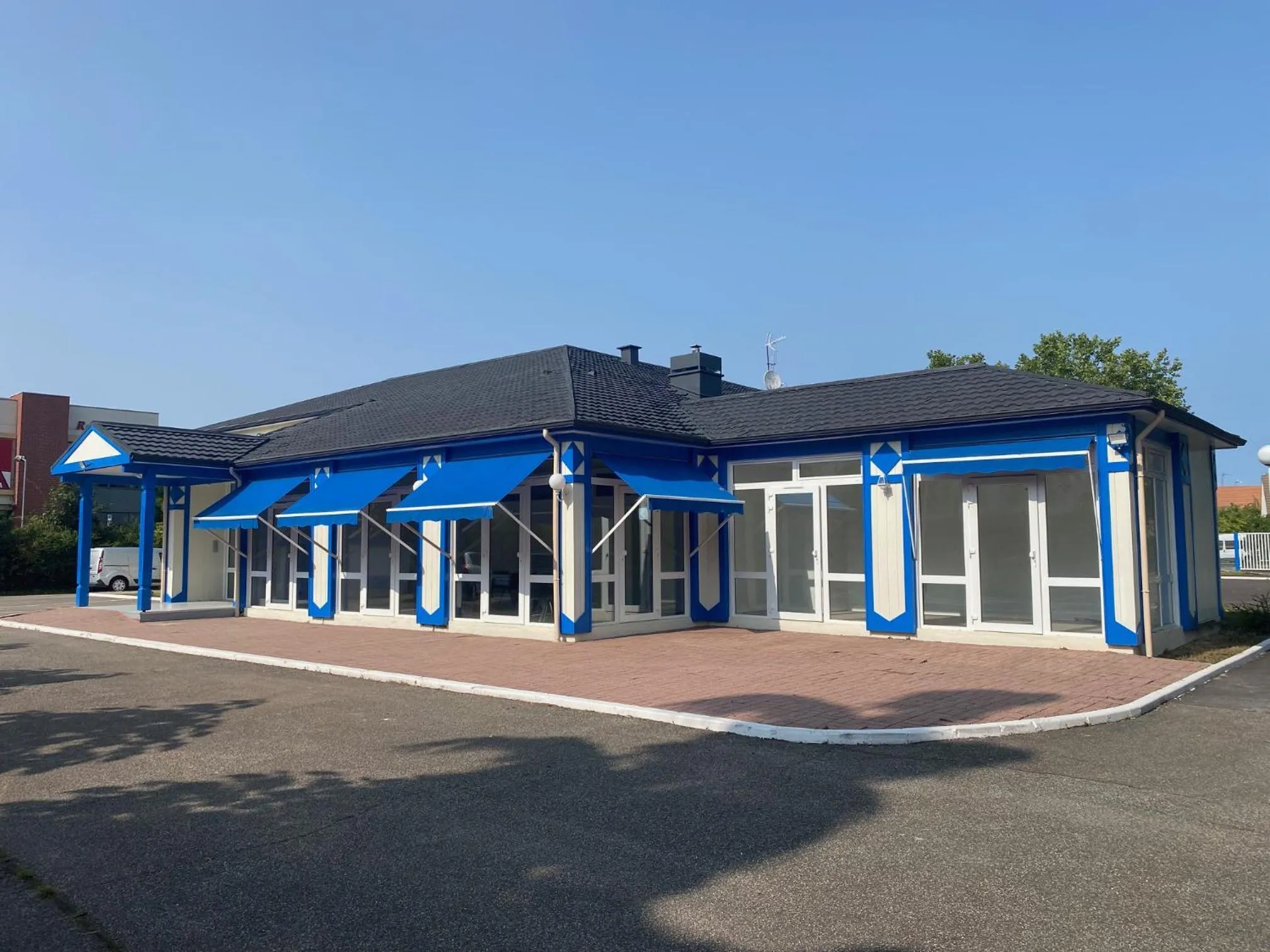 Property building in Parc Hôtel